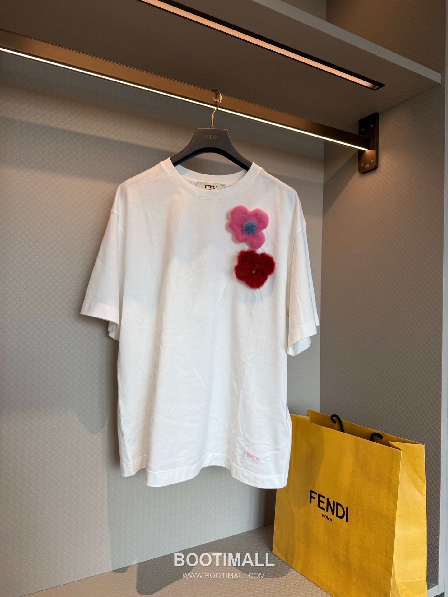 Fendi 펜디 Mink Flower Tee White T-shirt 밍크 플라워 티셔츠 화이트 3