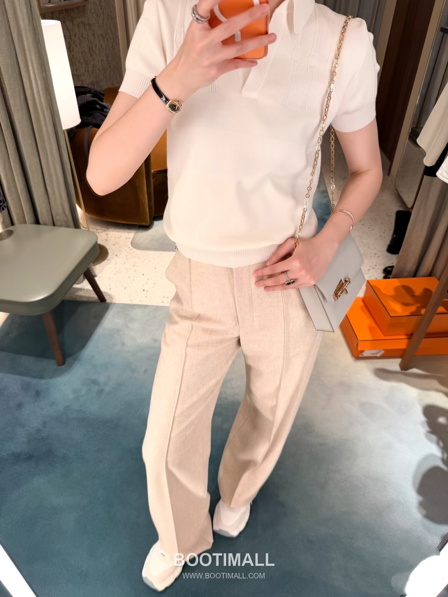 Hermes 에르메스 V-Neck Knit Polo Silk Cotton Blend White Short Sleeve Top 브이넥 니트 폴로 실크 코튼 블렌드 화이트 반소매 톱 6