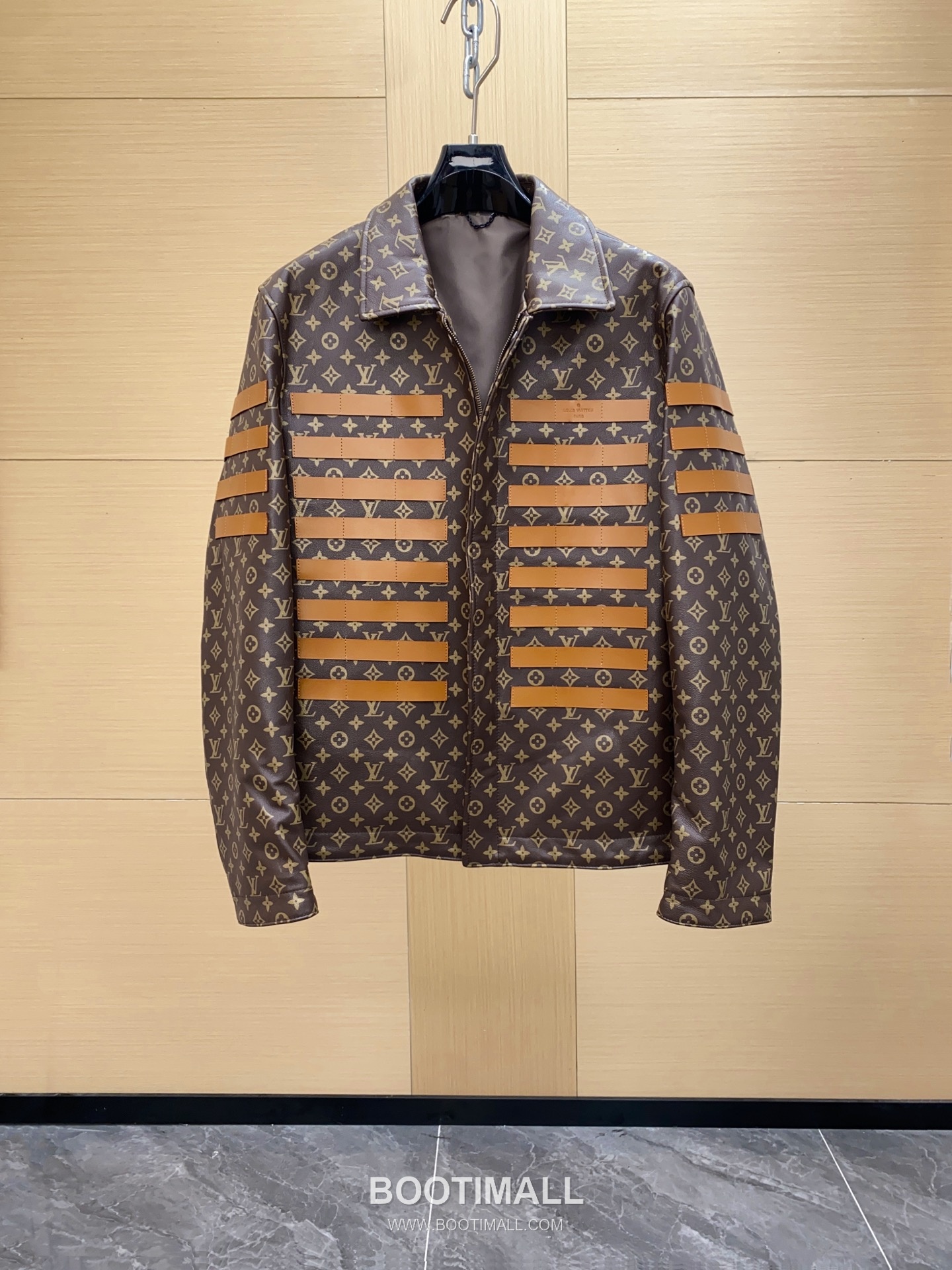Louis Vuitton Nigo Monogram Leather Cowhide Leather Brown Jacket 루이비통 니고 모노그램 레더 소가죽 브라운 자켓 9