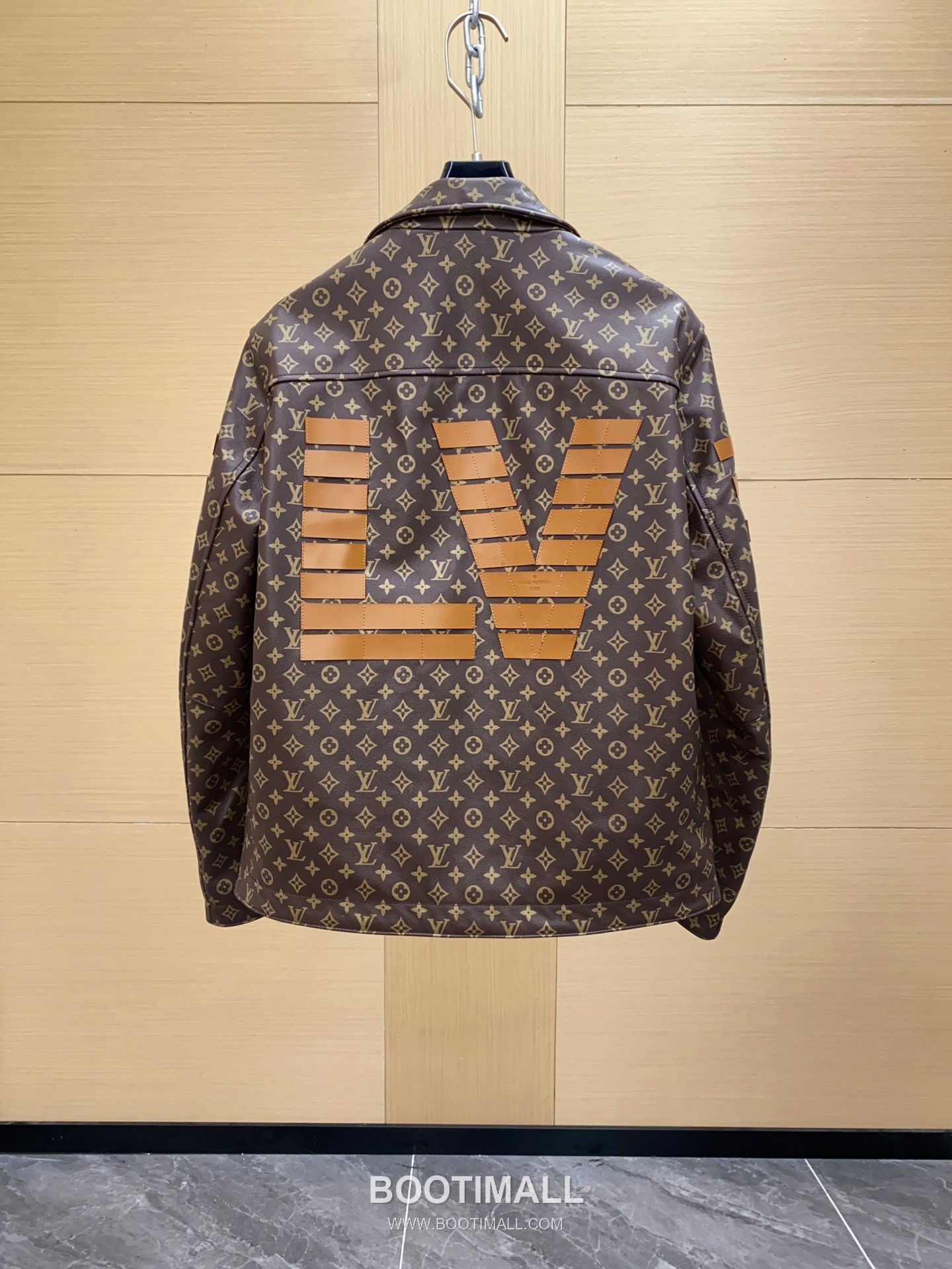 Louis Vuitton Nigo Monogram Leather Cowhide Leather Brown Jacket 루이비통 니고 모노그램 레더 소가죽 브라운 자켓 10