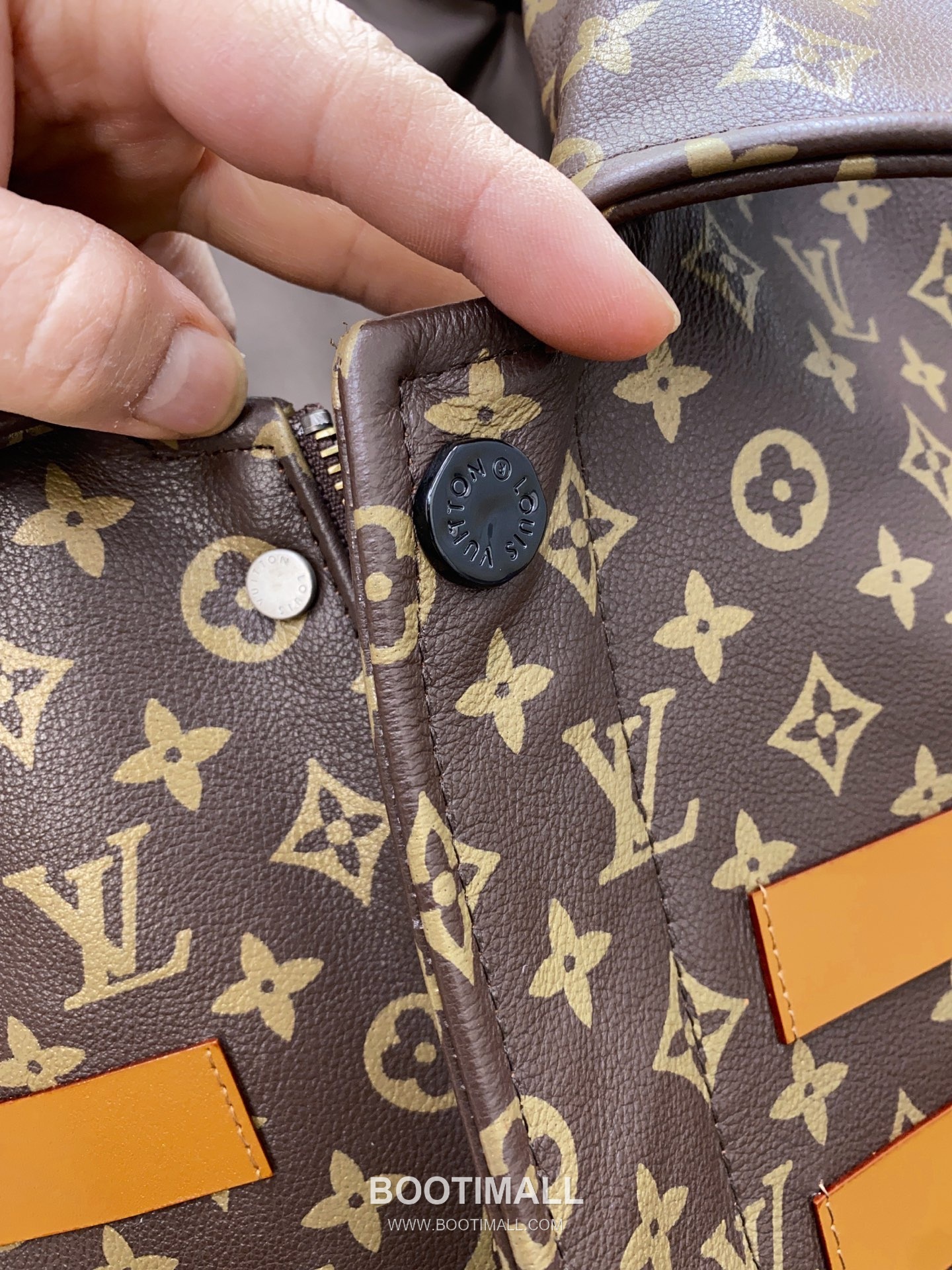 Louis Vuitton Nigo Monogram Leather Cowhide Leather Brown Jacket 루이비통 니고 모노그램 레더 소가죽 브라운 자켓 13