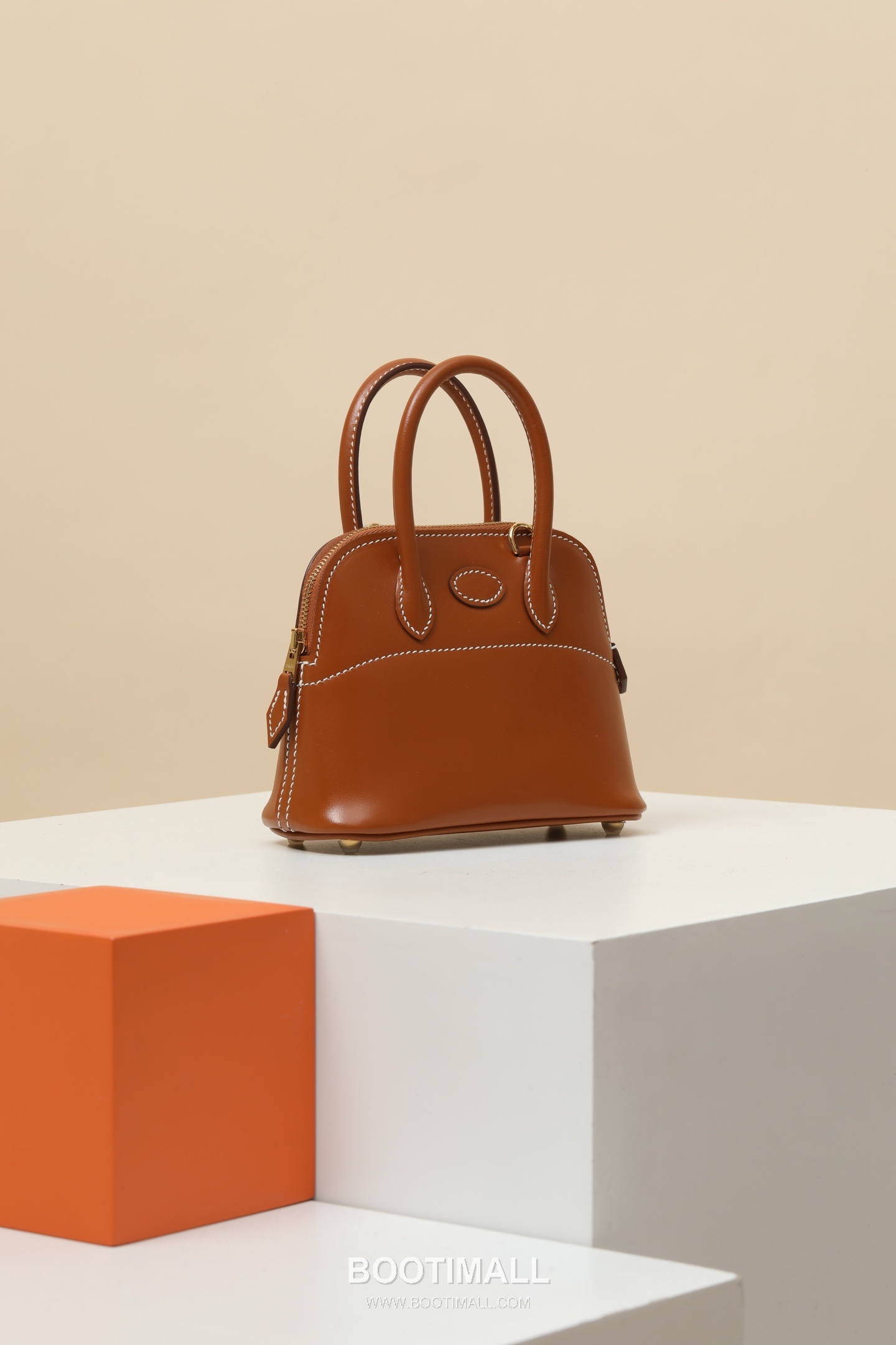 Hermes Box Mini Crossbody Box Calf Leather Brown Crossbody Bag 에르메스 박스 미니 크로스백 박스 카프 레더 브라운 15cm 2