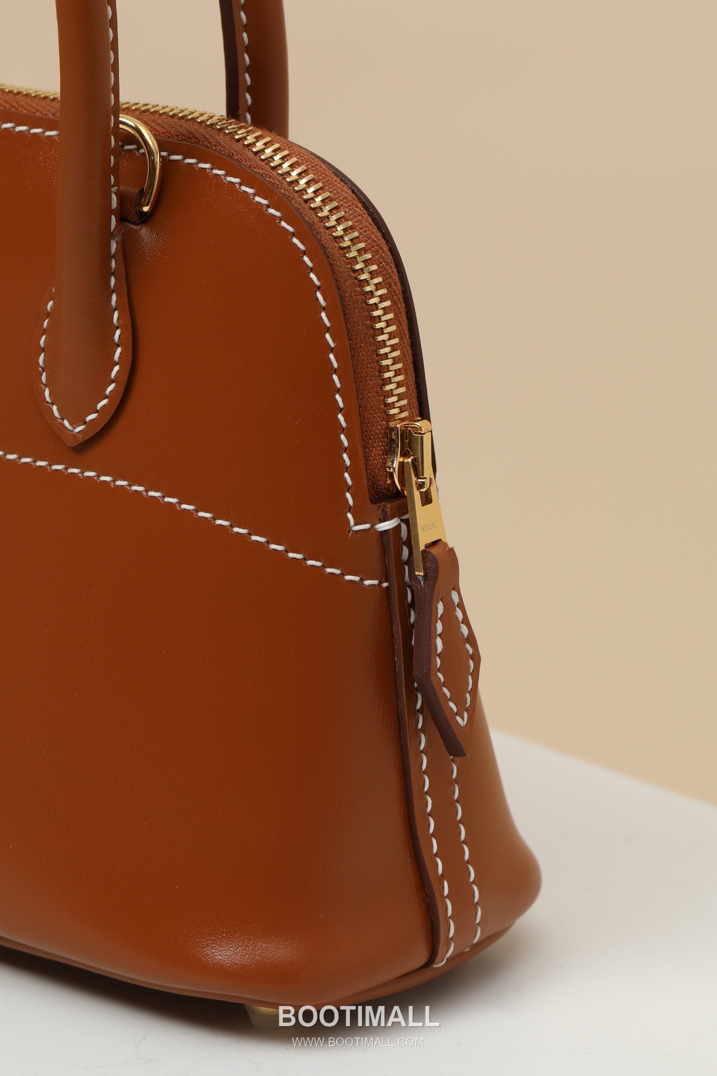 Hermes Box Mini Crossbody Box Calf Leather Brown Crossbody Bag 에르메스 박스 미니 크로스백 박스 카프 레더 브라운 15cm 4