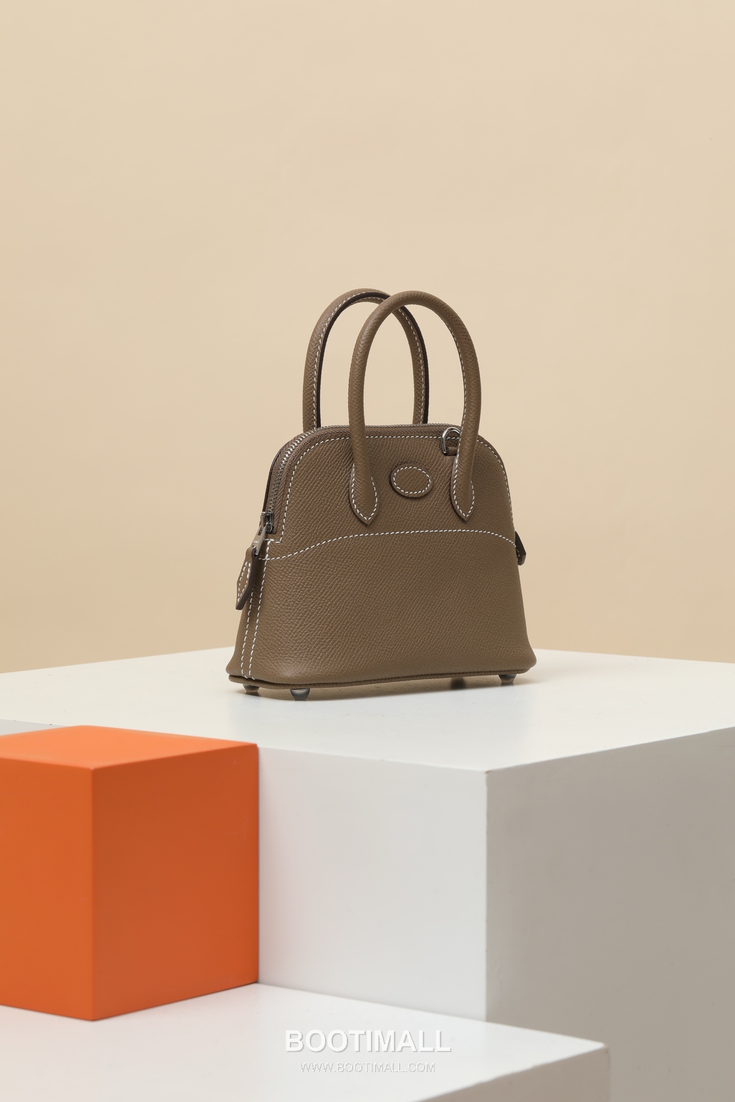 Hermes BO15 Epsom Crossbody Epsom Leather Etoupe Crossbody Bag 에르메스 BO15 엡솜 크로스바디 엡솜 레더 에토프 크로스백 15cm 2
