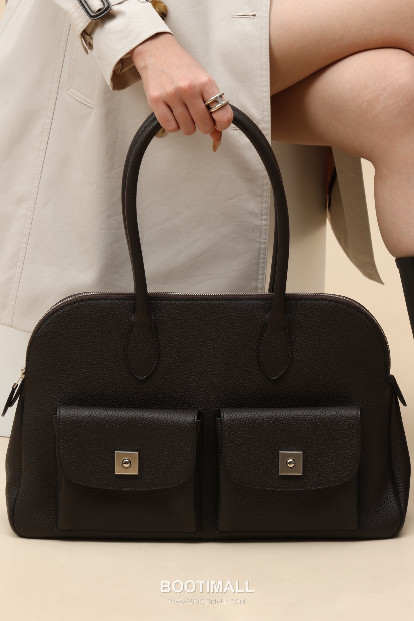 Hermes CA43 Togo Commuter Togo Calfskin Black Tote Bag 에르메스 CA43 토고 커뮤터 토고 송아지가죽 블랙 토트백 43cm 8