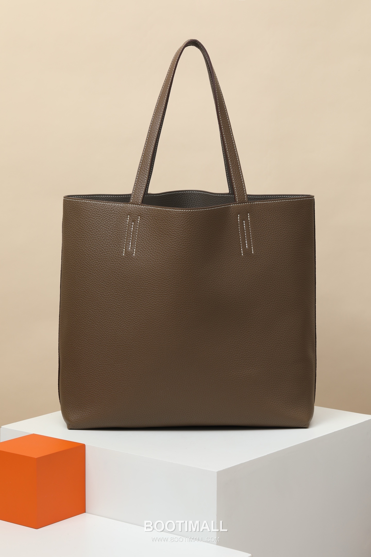 Hermes DS35 Clemence Tote Clemence Leather Etoupe Shoulder Tote Bag 에르메스 DS35 클레망스 토트 클레망스 레더 에토프 숄더 토트백 35cm 3