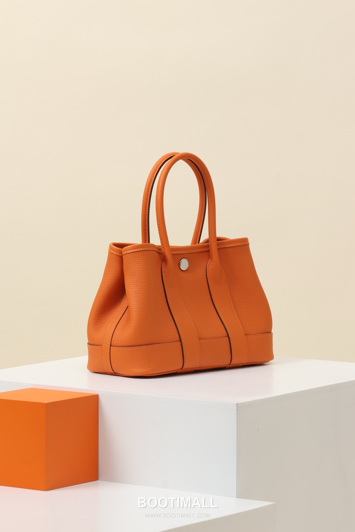 Hermes HY23 Togo Top Handle Togo Leather Orange Top Handle Bag 에르메스 HY23 토고 탑핸들 토고 레더 오렌지 탑핸들백 23cm 2