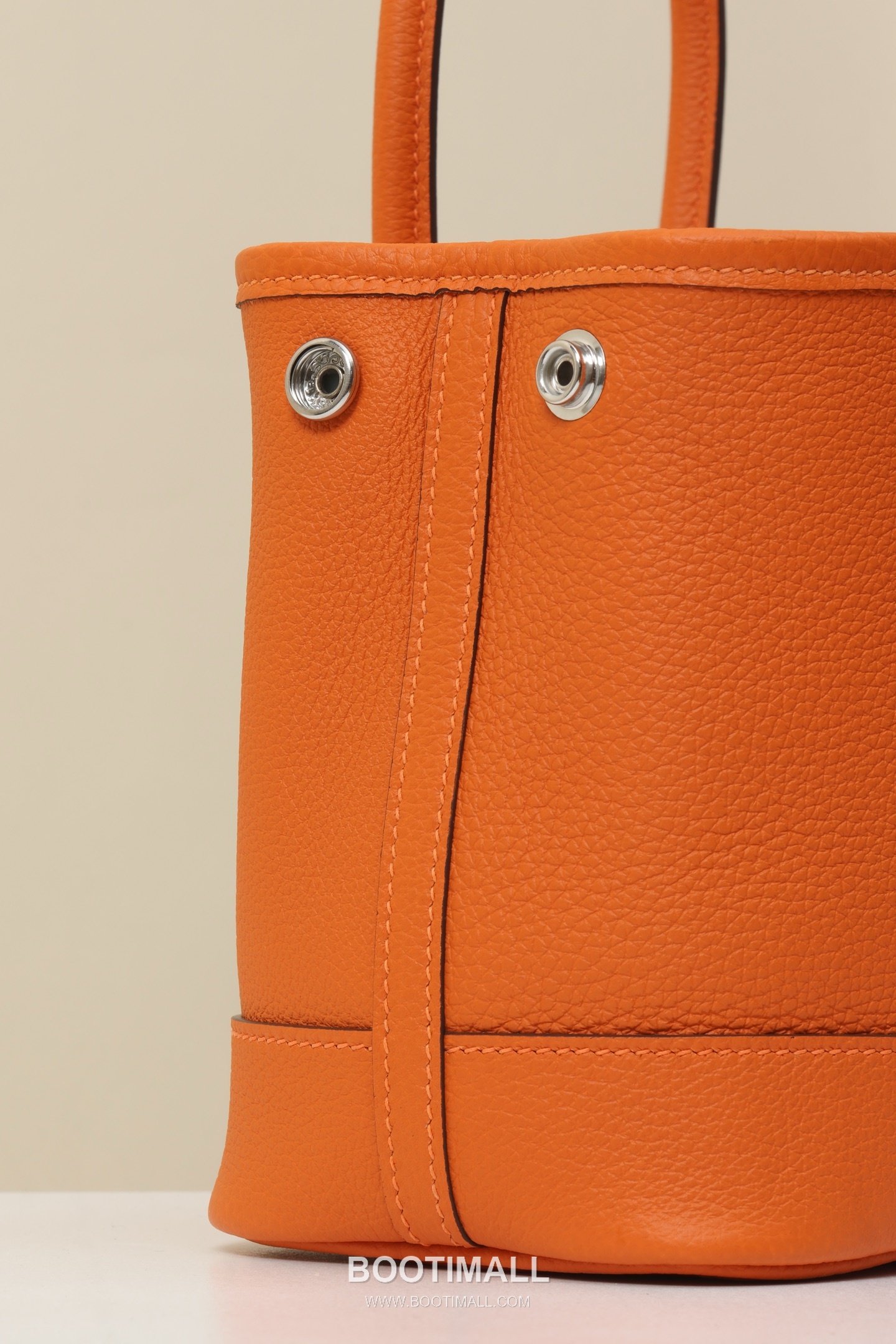 Hermes HY23 Togo Top Handle Togo Leather Orange Top Handle Bag 에르메스 HY23 토고 탑핸들 토고 레더 오렌지 탑핸들백 23cm 5