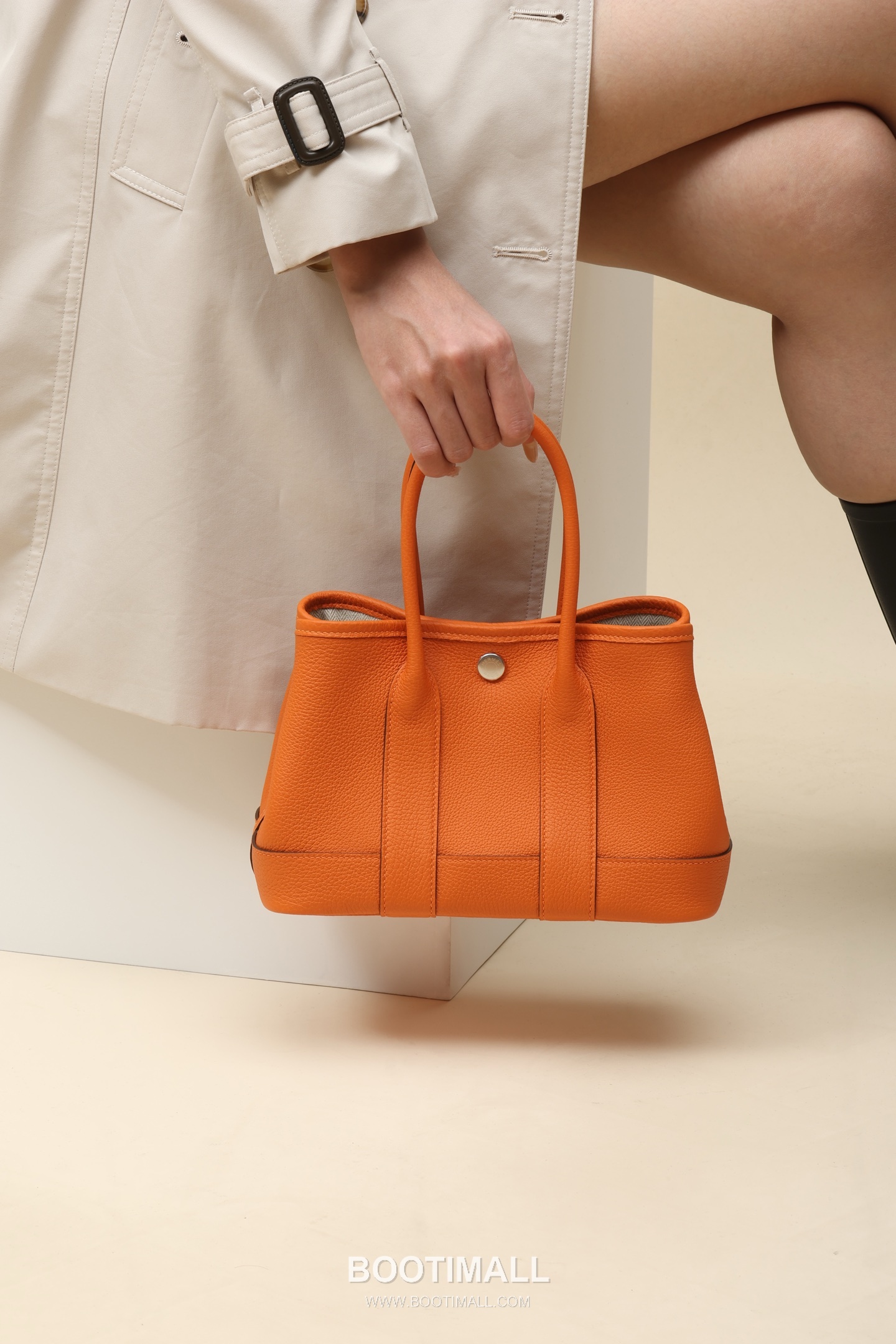 Hermes HY23 Togo Top Handle Togo Leather Orange Top Handle Bag 에르메스 HY23 토고 탑핸들 토고 레더 오렌지 탑핸들백 23cm 8