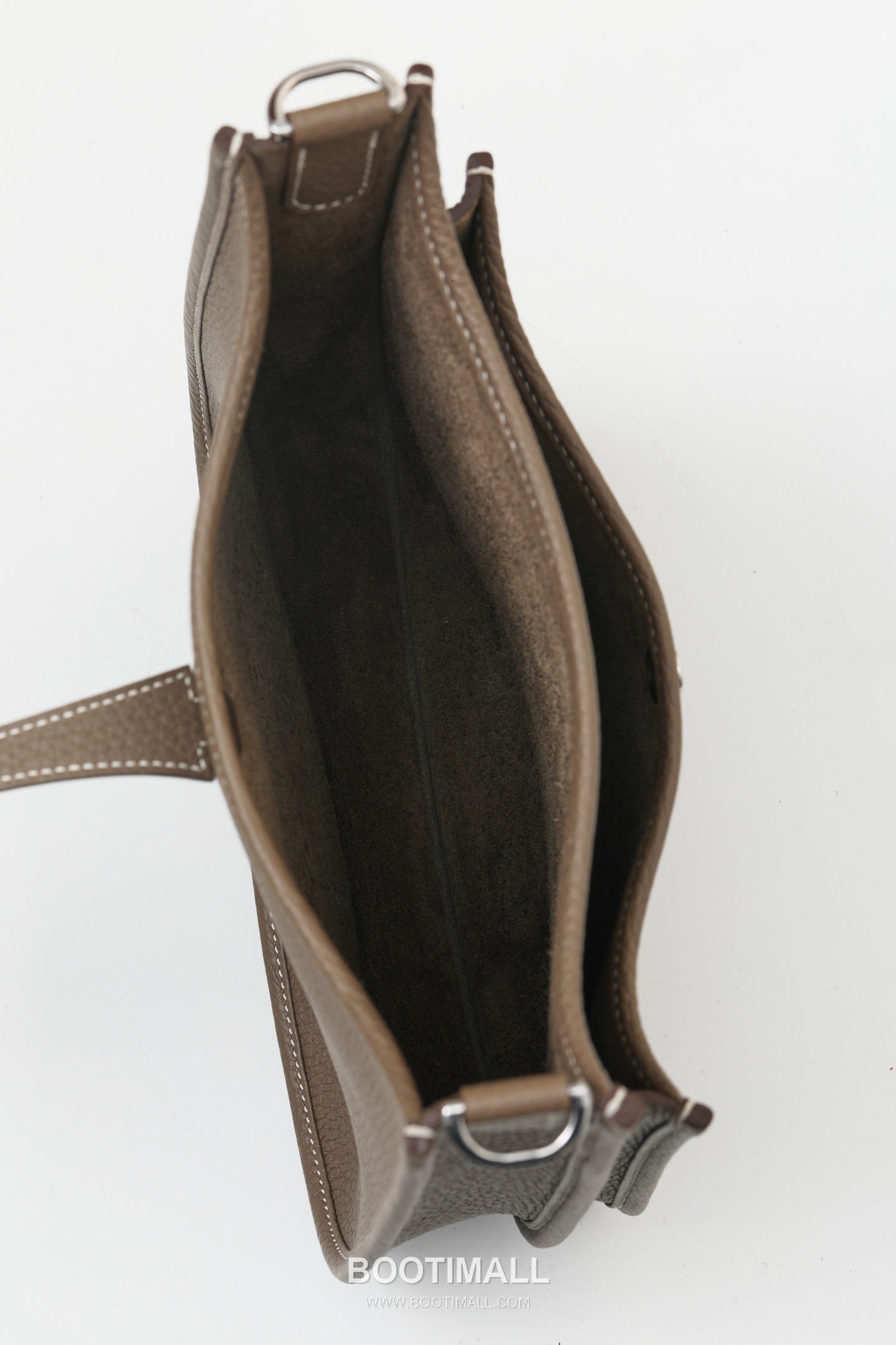 Hermes Clemence Crossbody 23 Clemence Calfskin Etoupe Crossbody Bag 에르메스 클레망스 크로스바디 23 클레망스 송아지가죽 에토프 크로스백 26cm 7