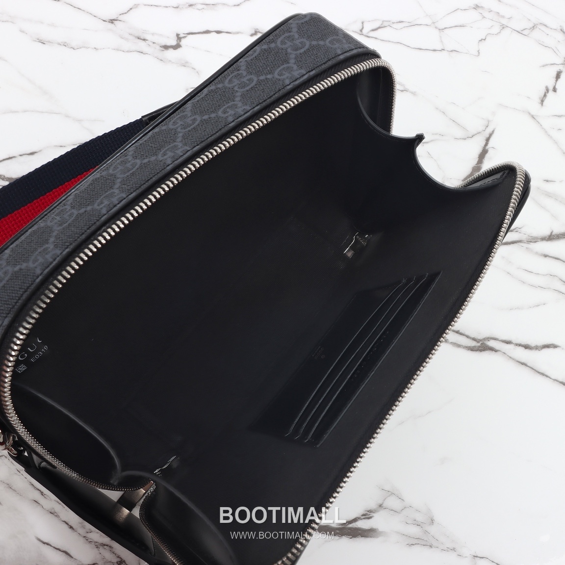 Gucci GG Supreme Camera GG Supreme Canvas Navy Crossbody Bag 구찌 GG 수프림 카메라 GG 수프림 캔버스 네이비 크로스백 22.5cm 13