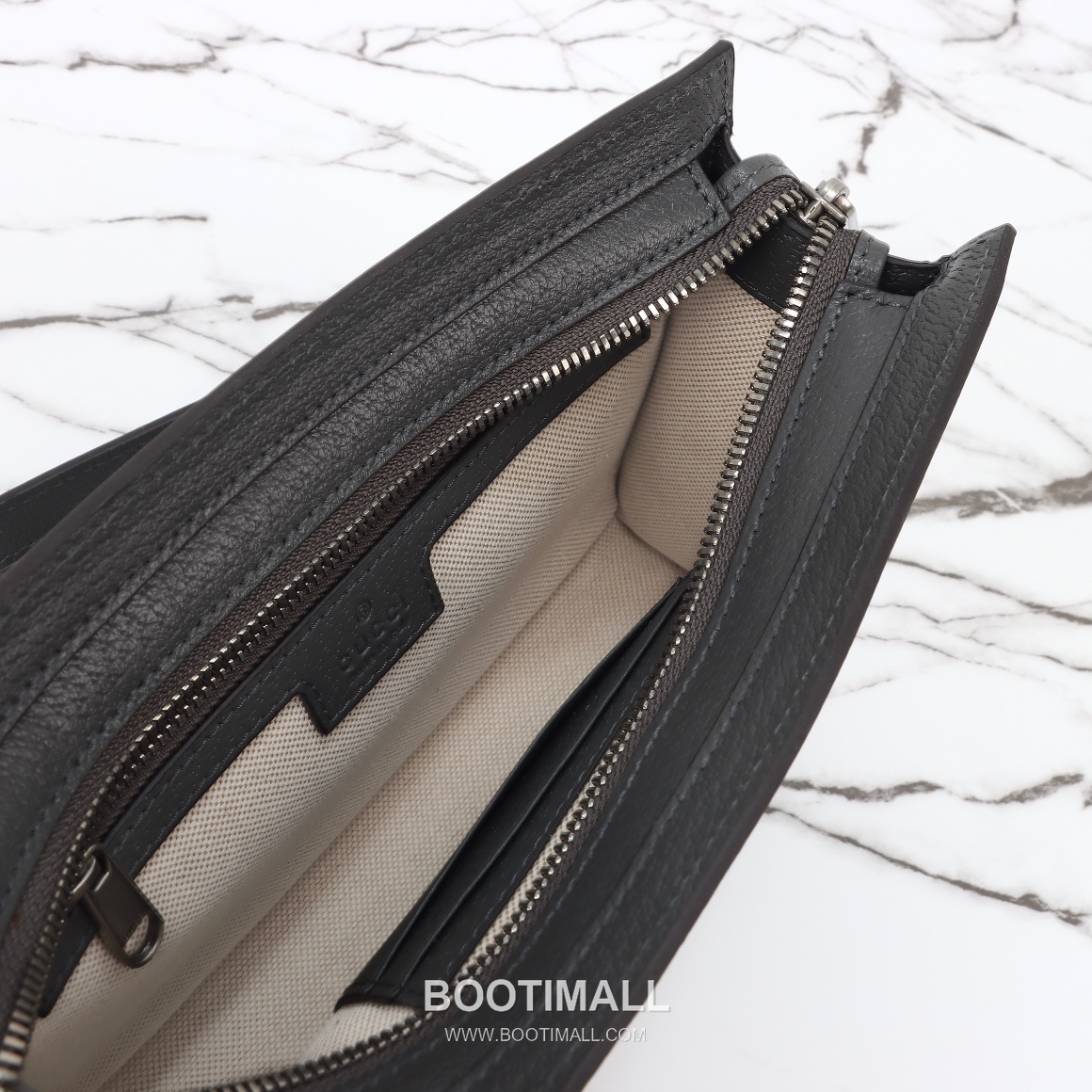 Gucci Rubber Trim Small Calfskin with Rubber Trim Gray Shoulder Bag 구찌 러버 트림 스몰 러버 트림 카프스킨 그레이 숄더백 22cm 9