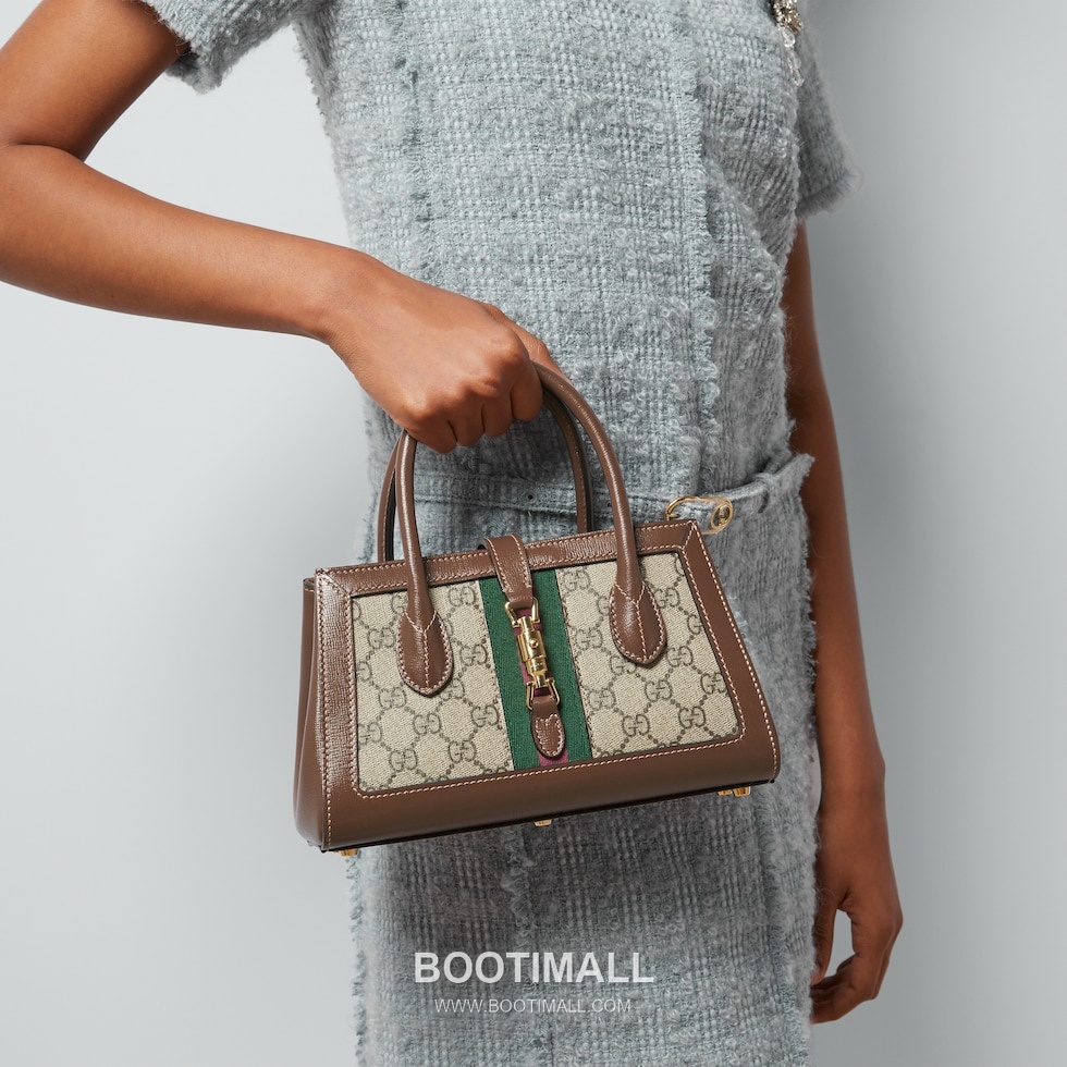 Gucci GG Supreme Web Mini GG Supreme Canvas and Calfskin Brown Top Handle Bag 구찌 GG 수프림 웹 미니 GG 수프림 캔버스와 카프스킨 브라운 탑핸들백 24cm 1