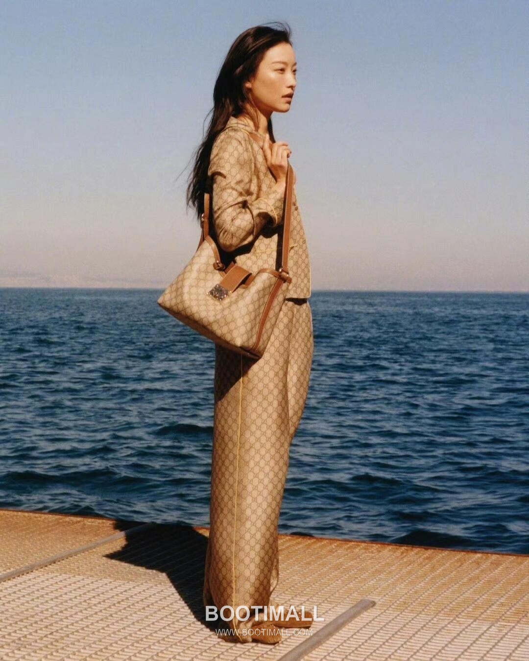 Gucci GG Supreme Padlock Hobo GG Supreme Canvas Beige Shoulder Bag 구찌 GG 수프림 패들락 호보 GG 수프림 캔버스 베이지 숄더백 29cm 12