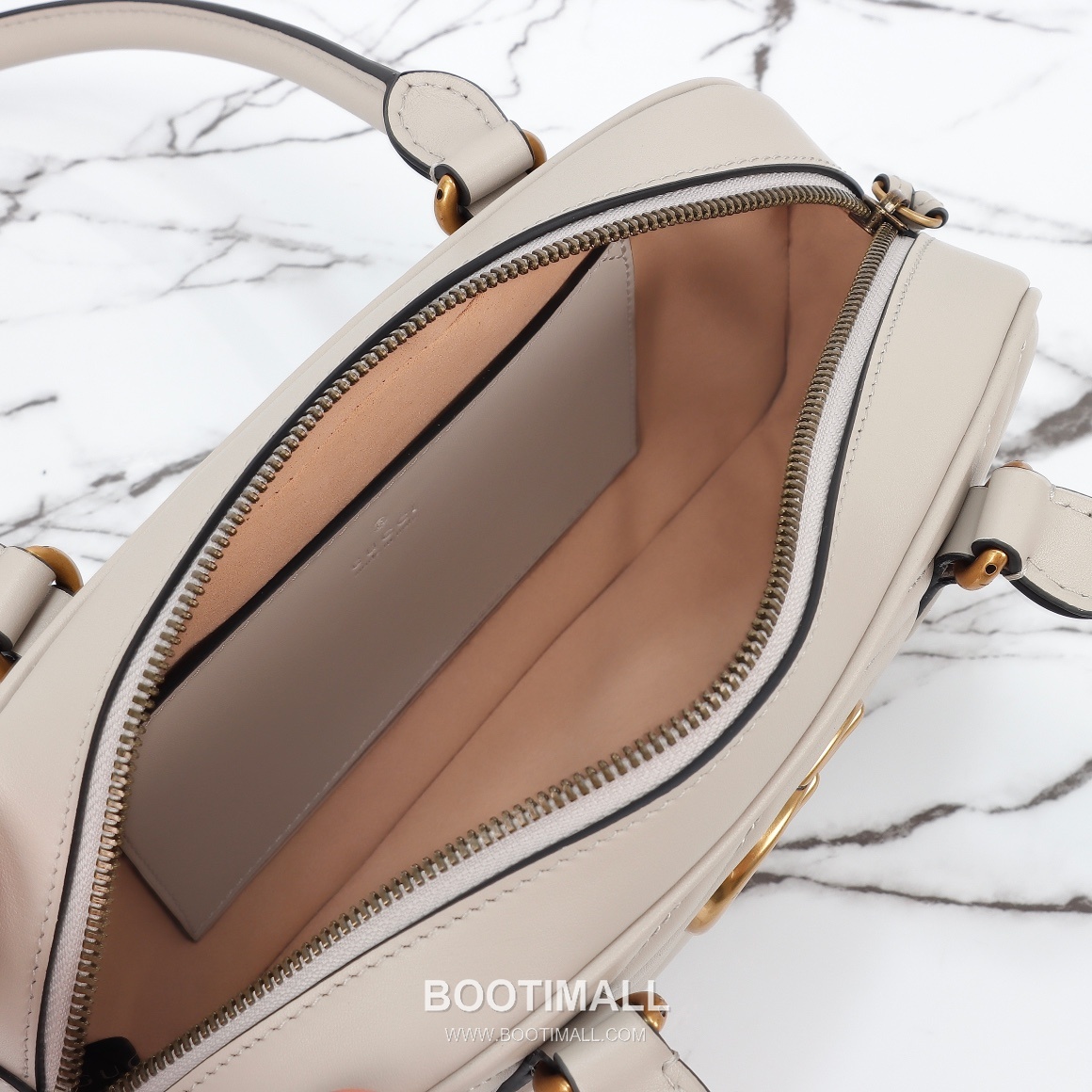 Gucci Matelassé Small Top Handle Chevron Calfskin Light Grey Shoulder Bag 구찌 마틀라세 스몰 탑핸들 쉐브론 카프스킨 라이트그레이 숄더백 25.5cm 12