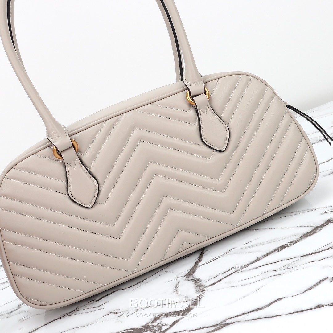 Gucci GG Marmont Chevron Matelassé Calfskin Light Grey Shoulder Bag 구찌 GG 마몬트 쉐브론 마틀라세 카프스킨 라이트그레이 숄더백 35.5cm 10