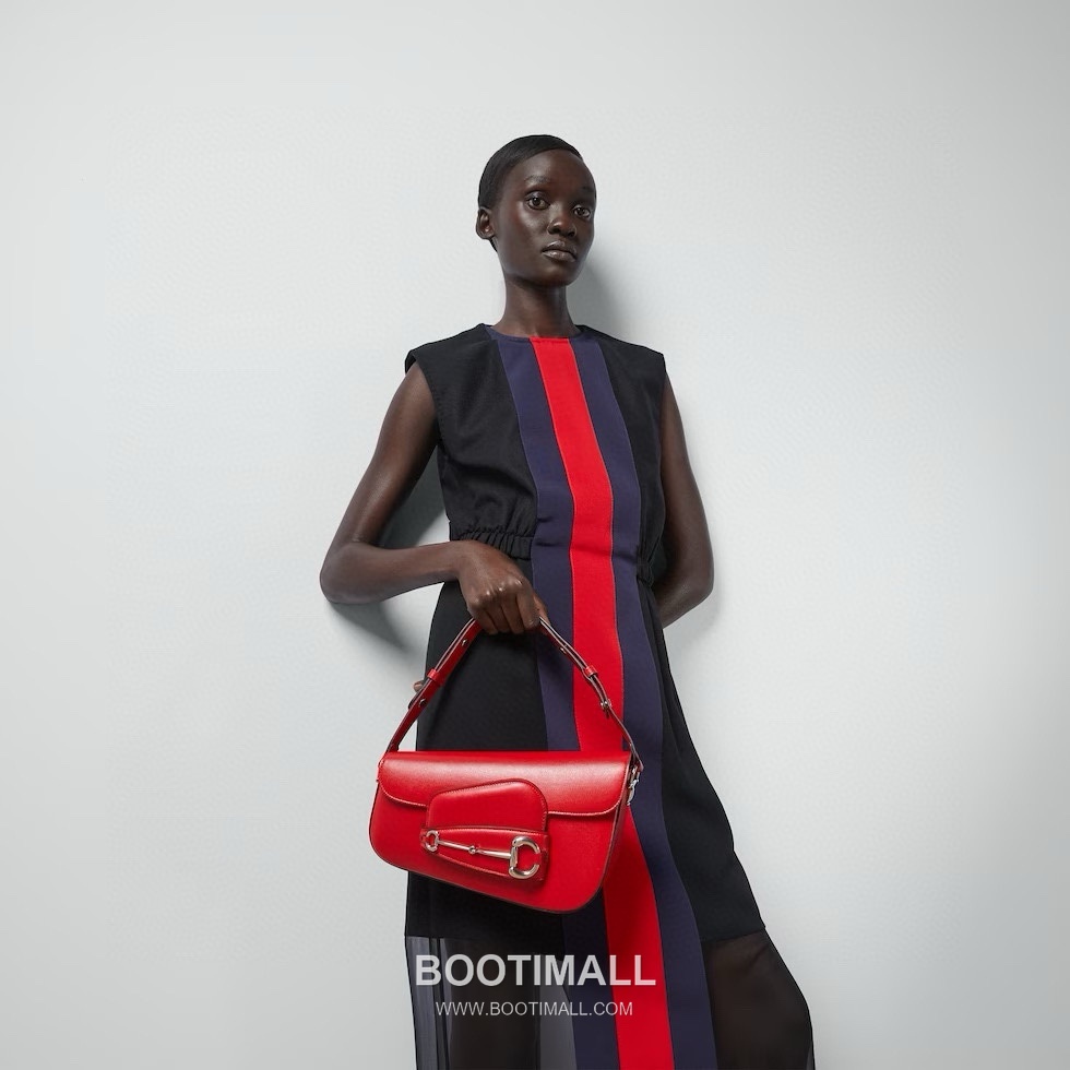 Gucci GG Supreme Horsebit Flap GG Supreme Coated Canvas Beige Shoulder Bag 구찌 GG 수프림 홀스빗 플랩 GG 수프림 코팅 캔버스 베이지 숄더백 26.5cm 9