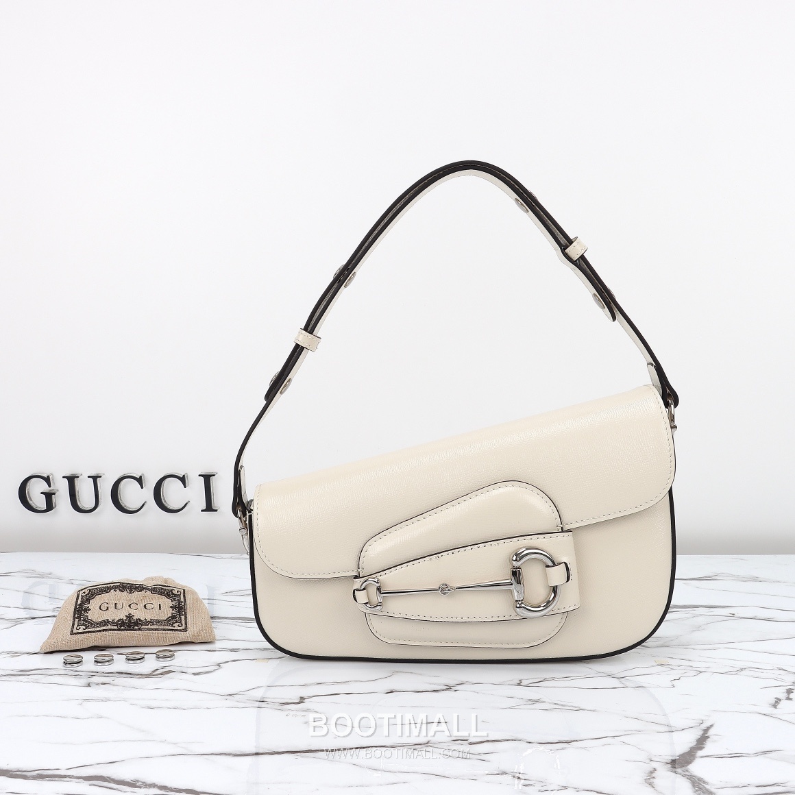 Gucci Folded Leather Clutch Calfskin Leather Gray Clutch Bag 구찌 폴디드 레더 클러치 카프스킨 레더 그레이 클러치백 26.5cm 1