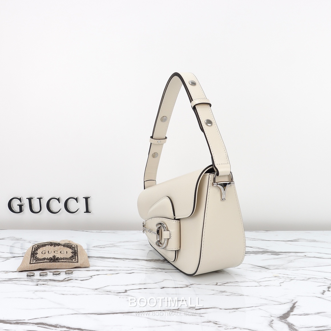Gucci Folded Leather Clutch Calfskin Leather Gray Clutch Bag 구찌 폴디드 레더 클러치 카프스킨 레더 그레이 클러치백 26.5cm 2