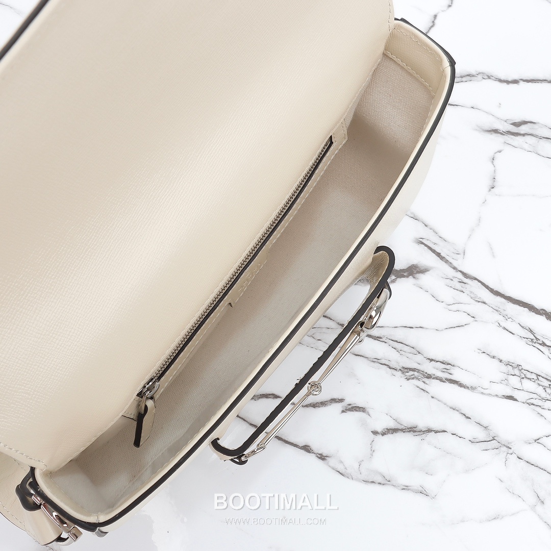 Gucci Folded Leather Clutch Calfskin Leather Gray Clutch Bag 구찌 폴디드 레더 클러치 카프스킨 레더 그레이 클러치백 26.5cm 9