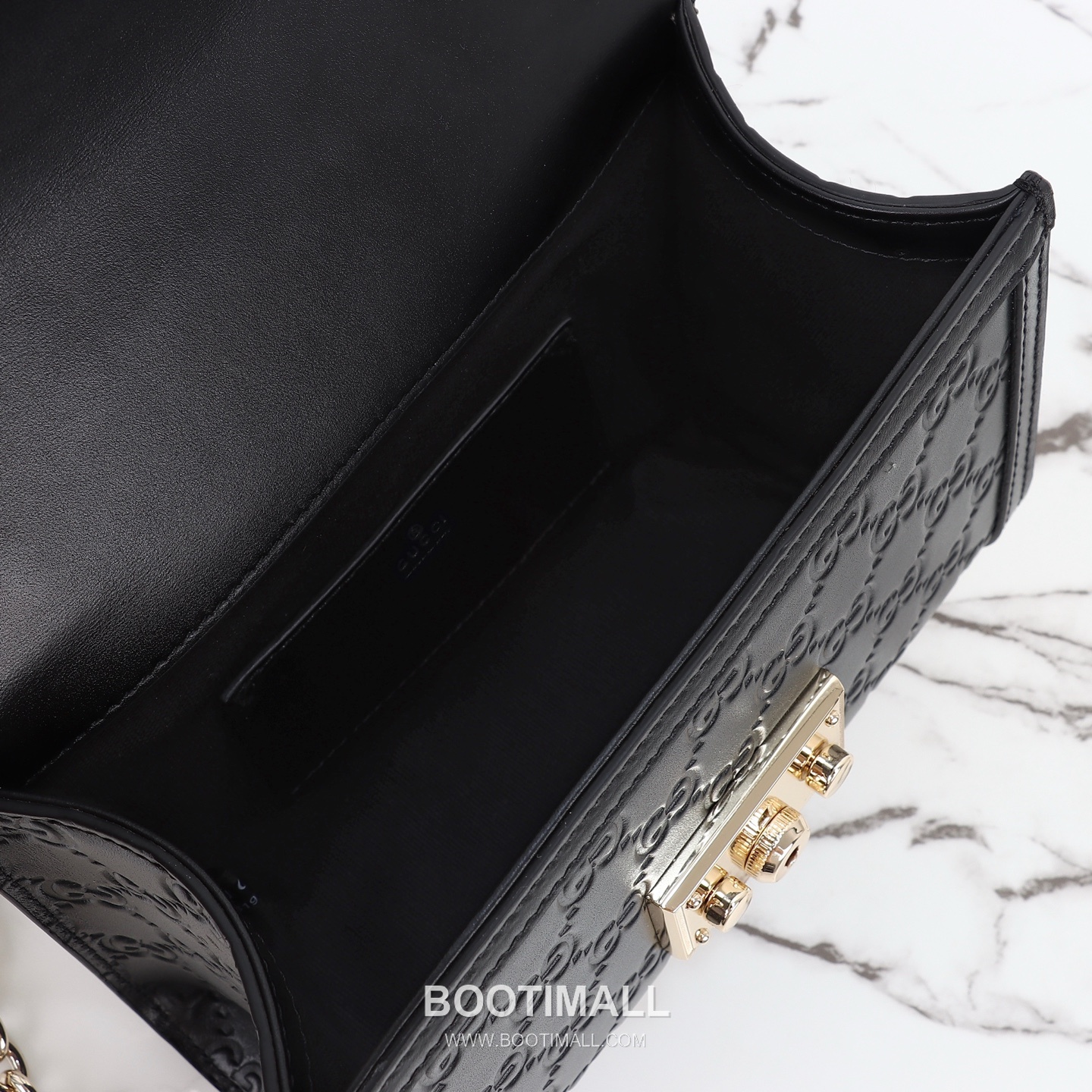 Gucci GG Embossed Lock Top Handle GG Embossed Calfskin Black Shoulder Bag 구찌 GG 엠보스 락 토트 GG 엠보스 카프스킨 블랙 숄더백 20cm 12