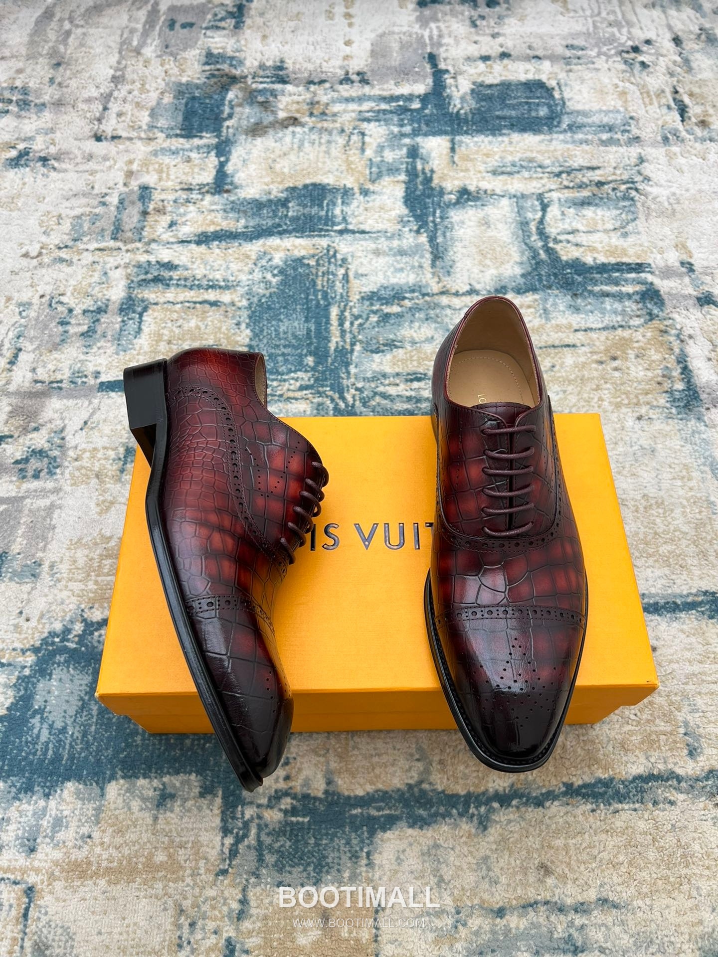 Louis Vuitton Hand-Polished Calfskin Derby Calfskin Leather Black Dress Shoes 루이비통 핸드폴리시 송아지가죽 더비 송아지가죽 블랙 드레스 슈즈 2