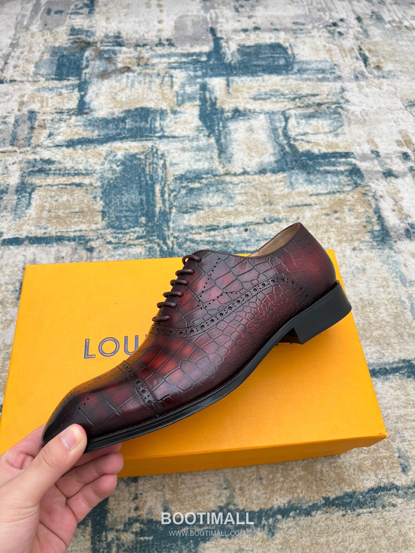 Louis Vuitton Hand-Polished Calfskin Derby Calfskin Leather Black Dress Shoes 루이비통 핸드폴리시 송아지가죽 더비 송아지가죽 블랙 드레스 슈즈 3