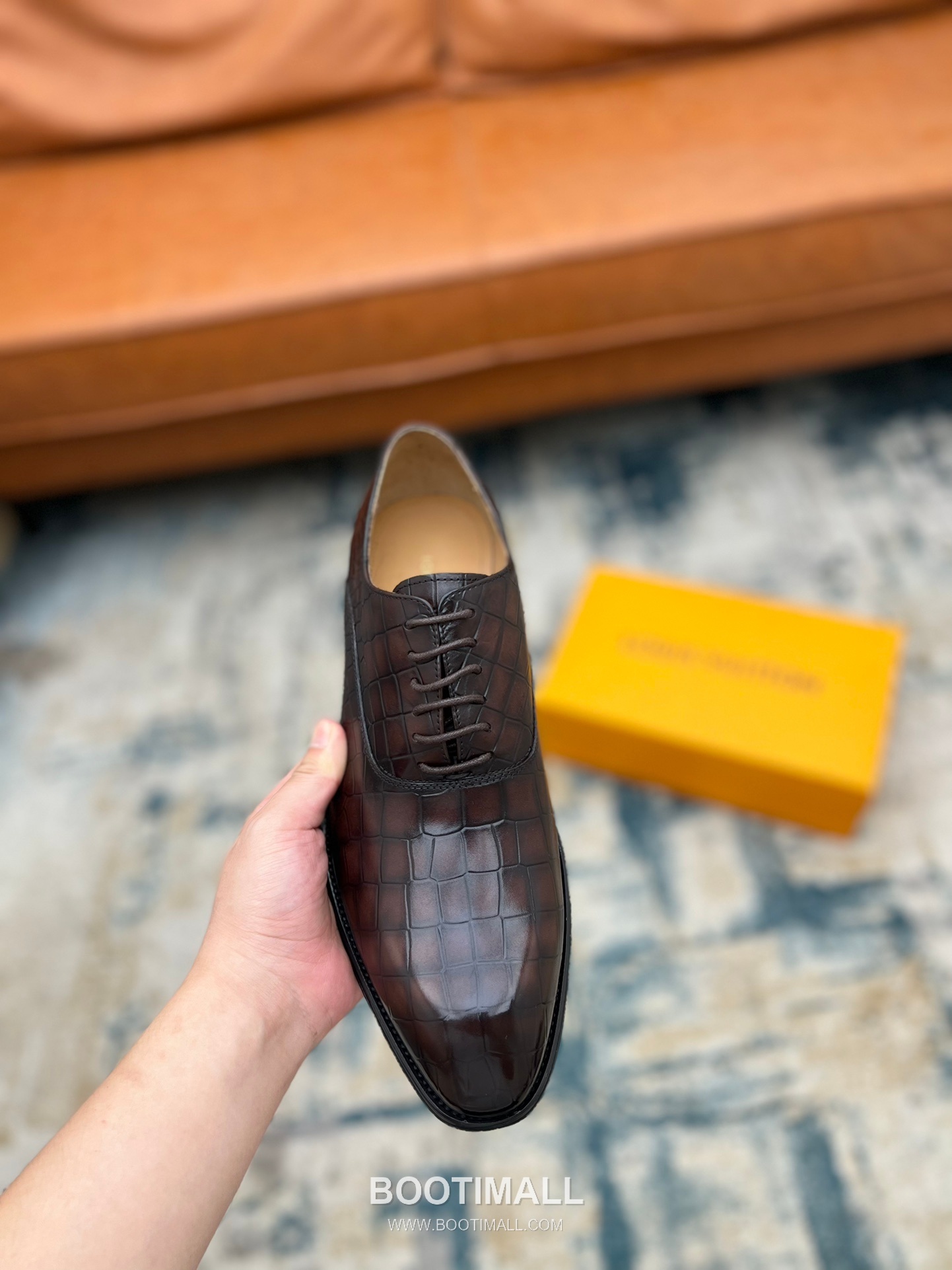 Louis Vuitton Hand-Polished Calfskin Derby Calfskin Leather Black Dress Shoes 루이비통 핸드폴리시 송아지가죽 더비 송아지가죽 블랙 드레스 슈즈 7