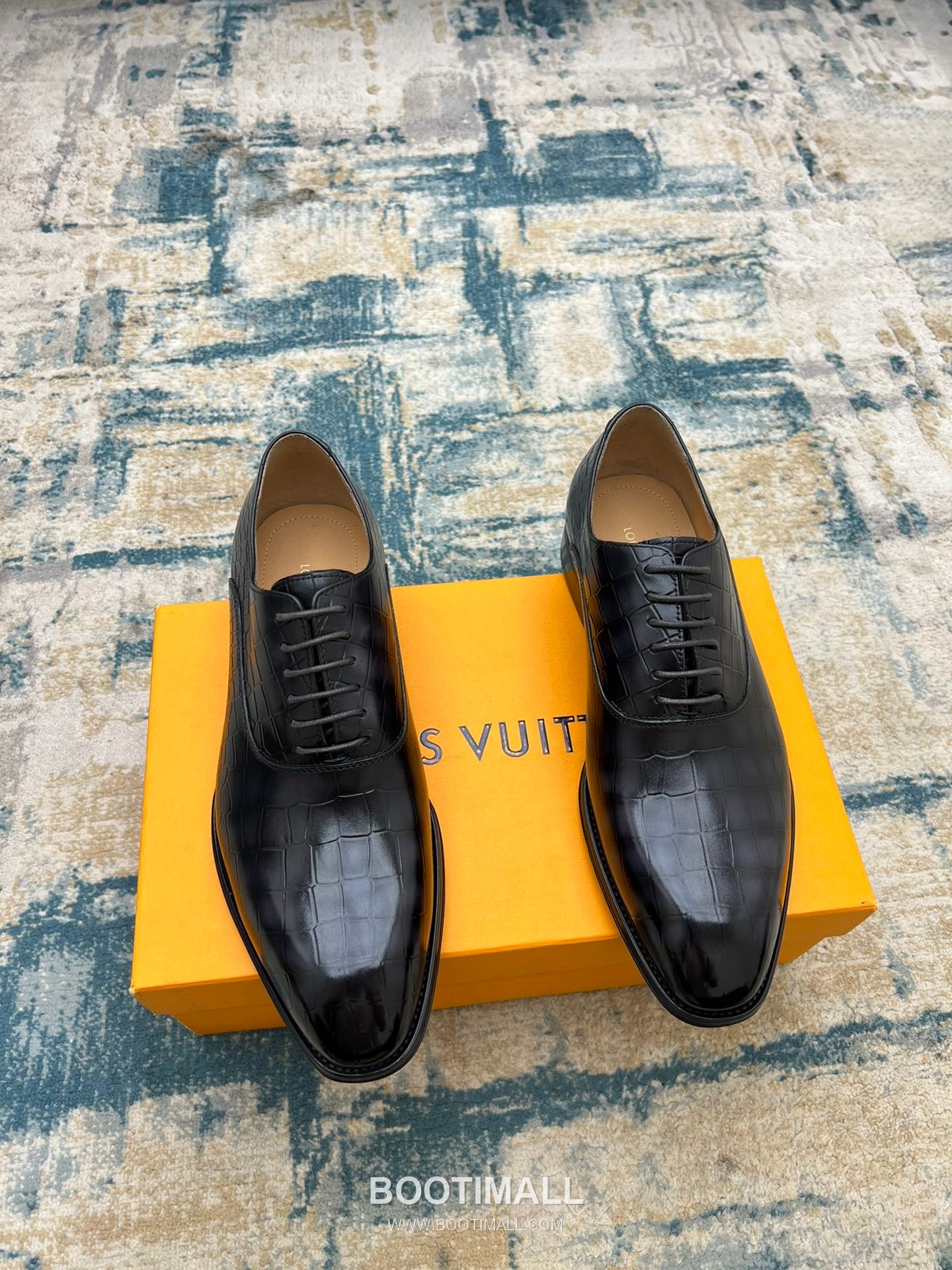 Louis Vuitton Hand-Polished Calfskin Derby Calfskin Leather Black Dress Shoes 루이비통 핸드폴리시 송아지가죽 더비 송아지가죽 블랙 드레스 슈즈 1