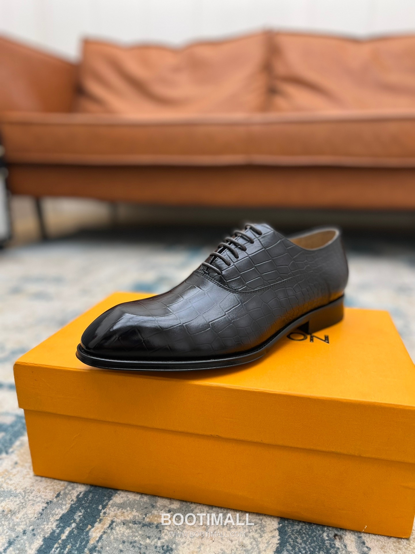 Louis Vuitton Hand-Polished Calfskin Derby Calfskin Leather Black Dress Shoes 루이비통 핸드폴리시 송아지가죽 더비 송아지가죽 블랙 드레스 슈즈 4