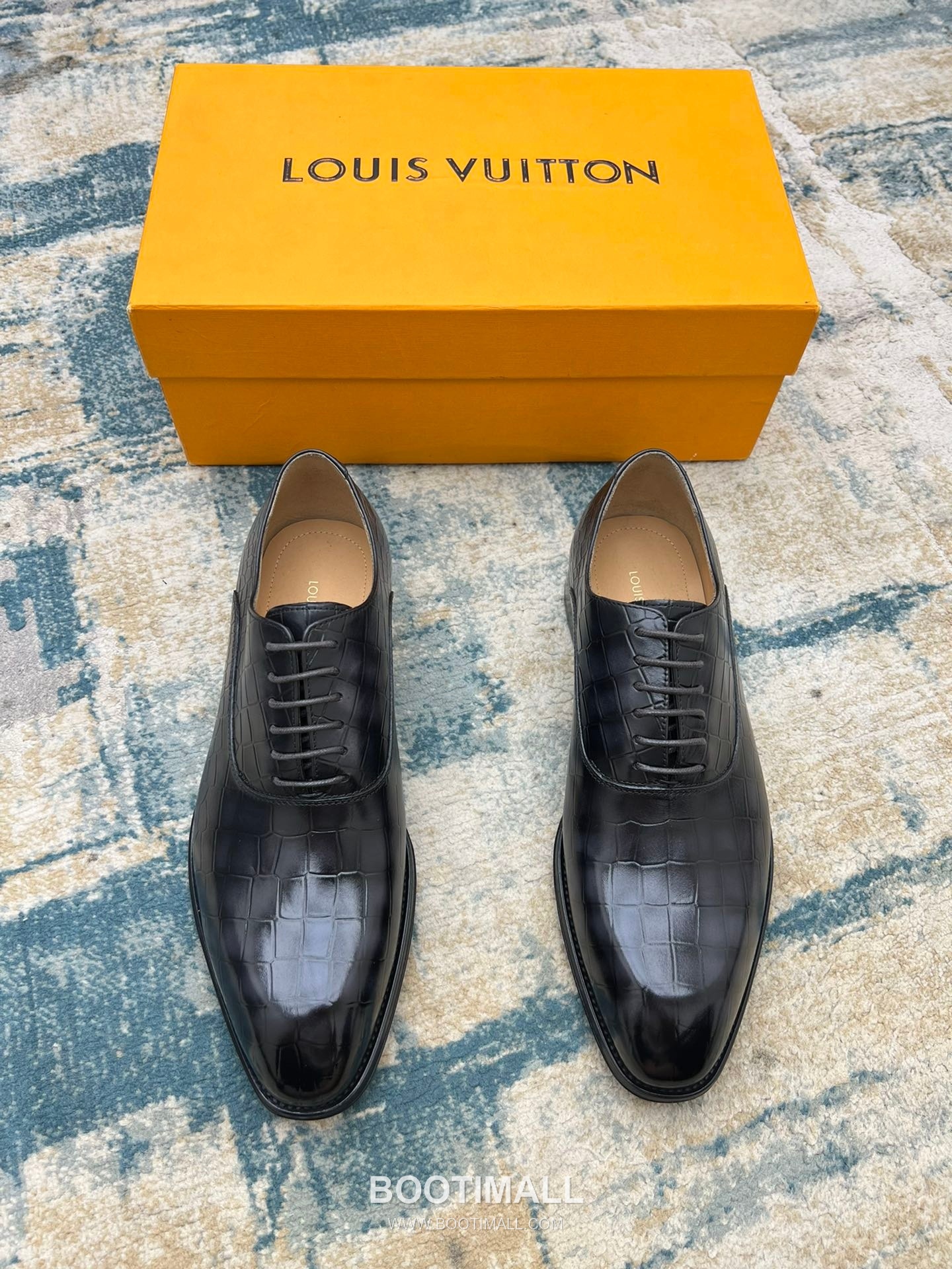 Louis Vuitton Hand-Polished Calfskin Derby Calfskin Leather Black Dress Shoes 루이비통 핸드폴리시 송아지가죽 더비 송아지가죽 블랙 드레스 슈즈 5