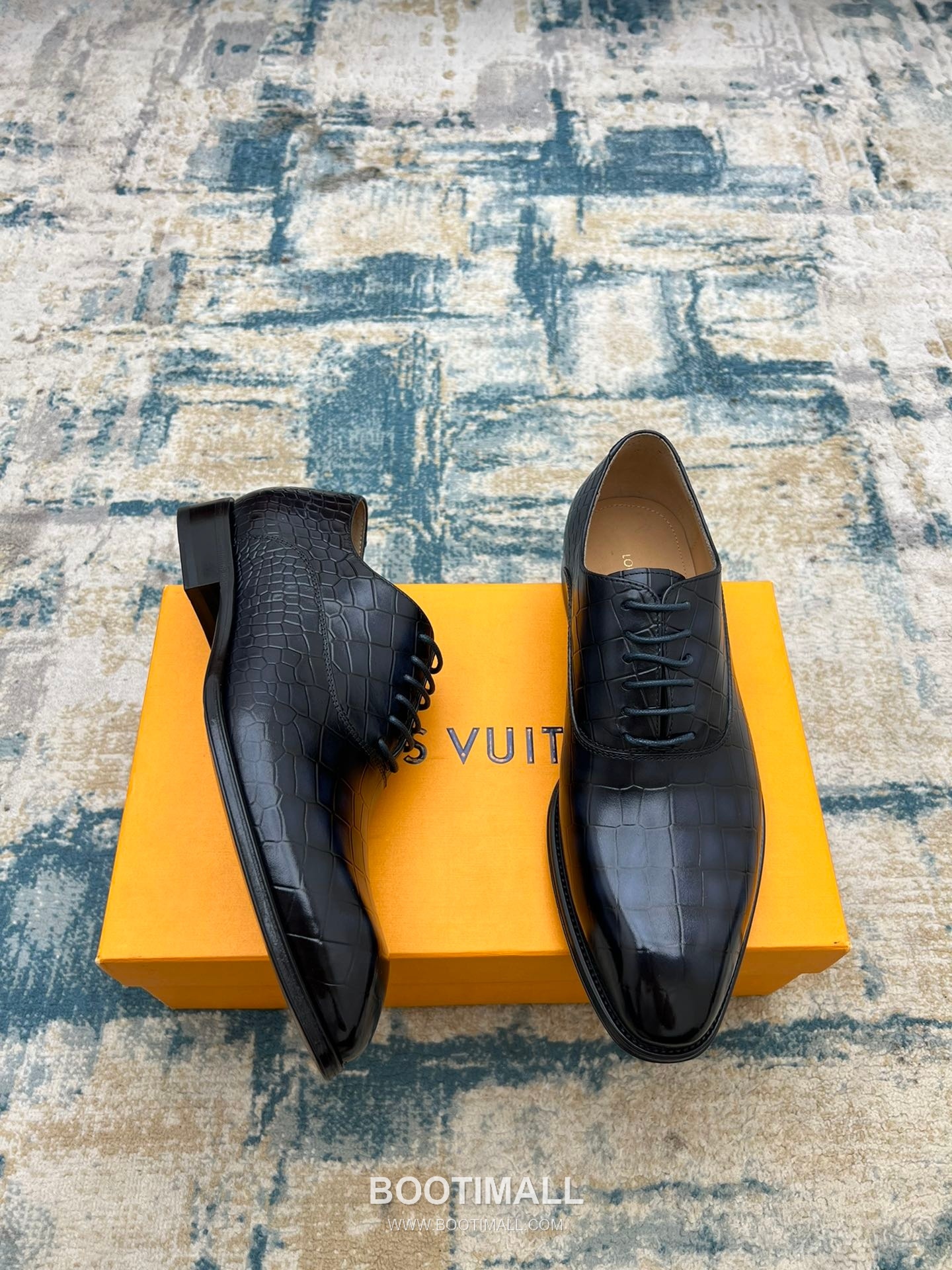 Louis Vuitton Hand-Polished Calfskin Derby Calfskin Leather Black Dress Shoes 루이비통 핸드폴리시 송아지가죽 더비 송아지가죽 블랙 드레스 슈즈 2