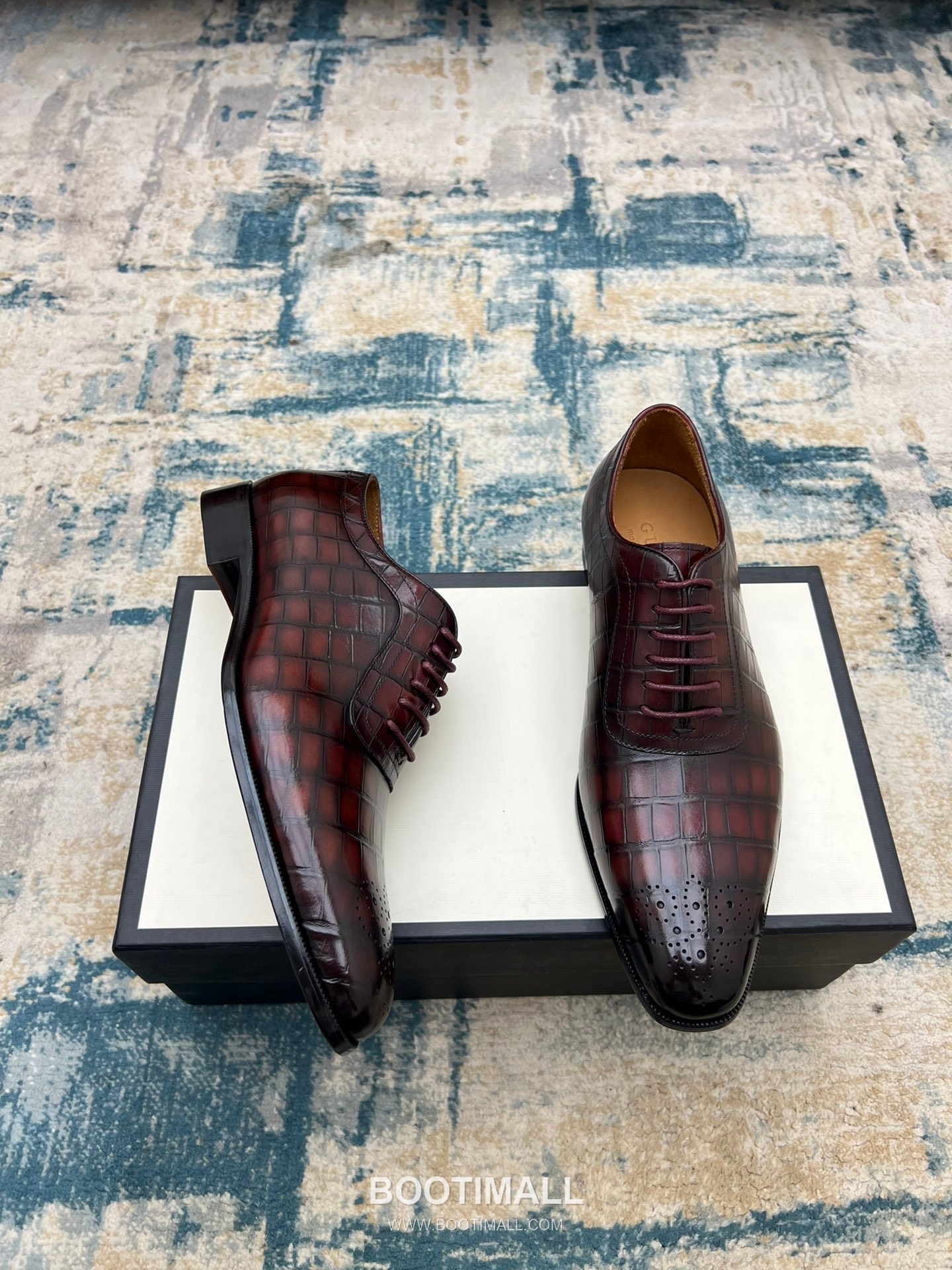Gucci Hand-Polished Calfskin Derby Calfskin Leather Black Dress Shoes 구찌 핸드폴리시드 카프스킨 더비 카프스킨 레더 블랙 드레스 슈즈 2