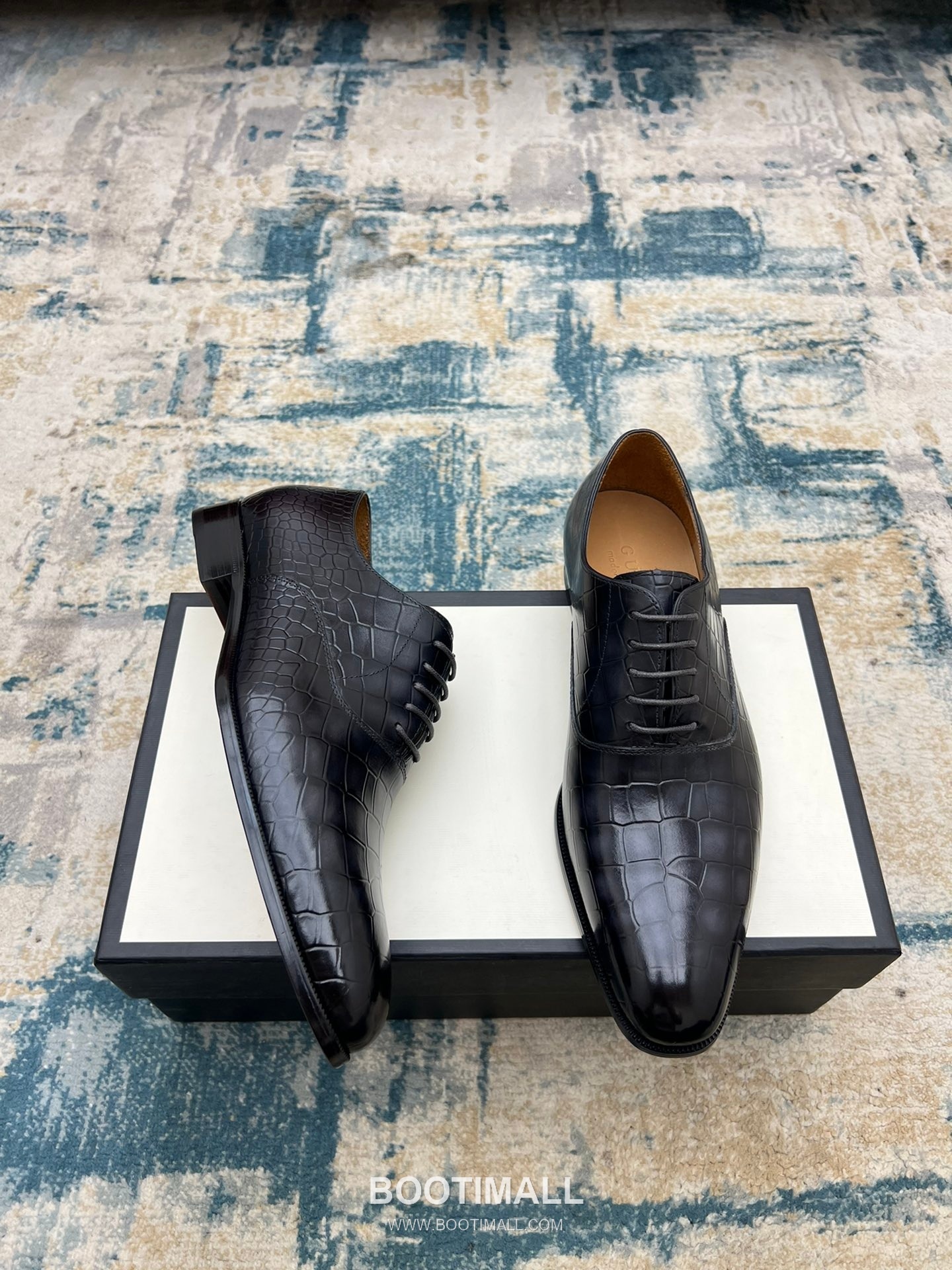 Gucci Hand-Polished Calfskin Derby Calfskin Leather Black Dress Shoes 구찌 핸드폴리시드 카프스킨 더비 카프스킨 레더 블랙 드레스 슈즈 2
