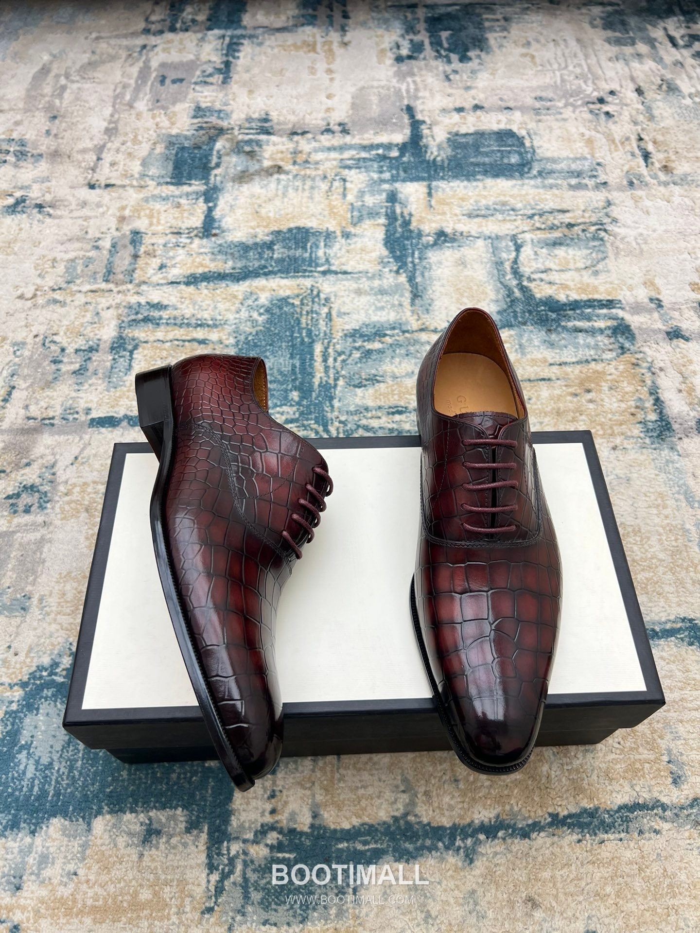 Gucci Hand-Polished Calfskin Derby Calfskin Leather Black Dress Shoes 구찌 핸드폴리시드 카프스킨 더비 카프스킨 레더 블랙 드레스 슈즈 2