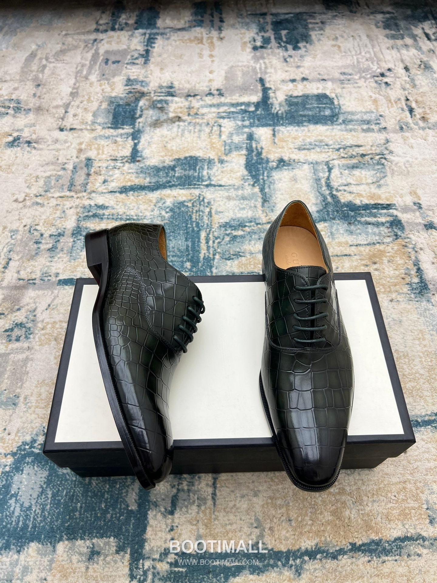 Gucci Hand-Polished Calfskin Derby Calfskin Leather Black Dress Shoes 구찌 핸드폴리시드 카프스킨 더비 카프스킨 레더 블랙 드레스 슈즈 2
