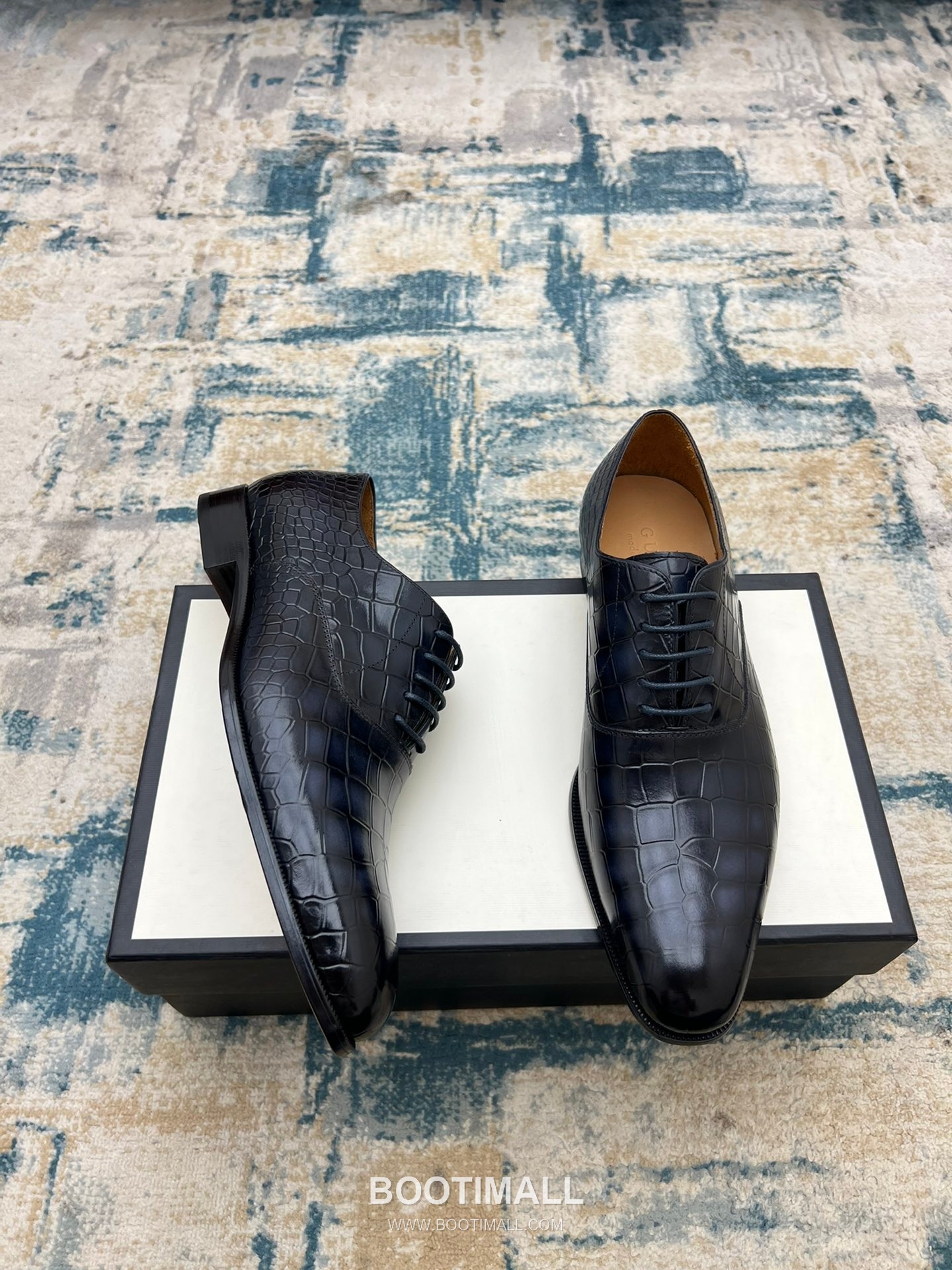 Gucci Hand-Polished Calfskin Derby Calfskin Leather Black Dress Shoes 구찌 핸드폴리시드 카프스킨 더비 카프스킨 레더 블랙 드레스 슈즈 2