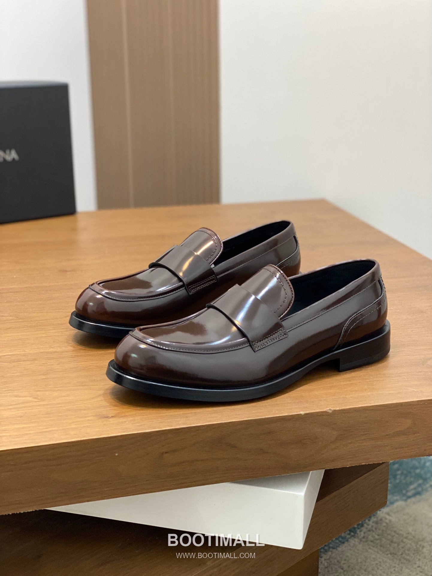 Dolce & Gabbana Polished Calf Business Loafer Calfskin Leather Black 돌체앤가바나 폴리시드 카프 비즈니스 로퍼 카프스킨 레더 블랙 3