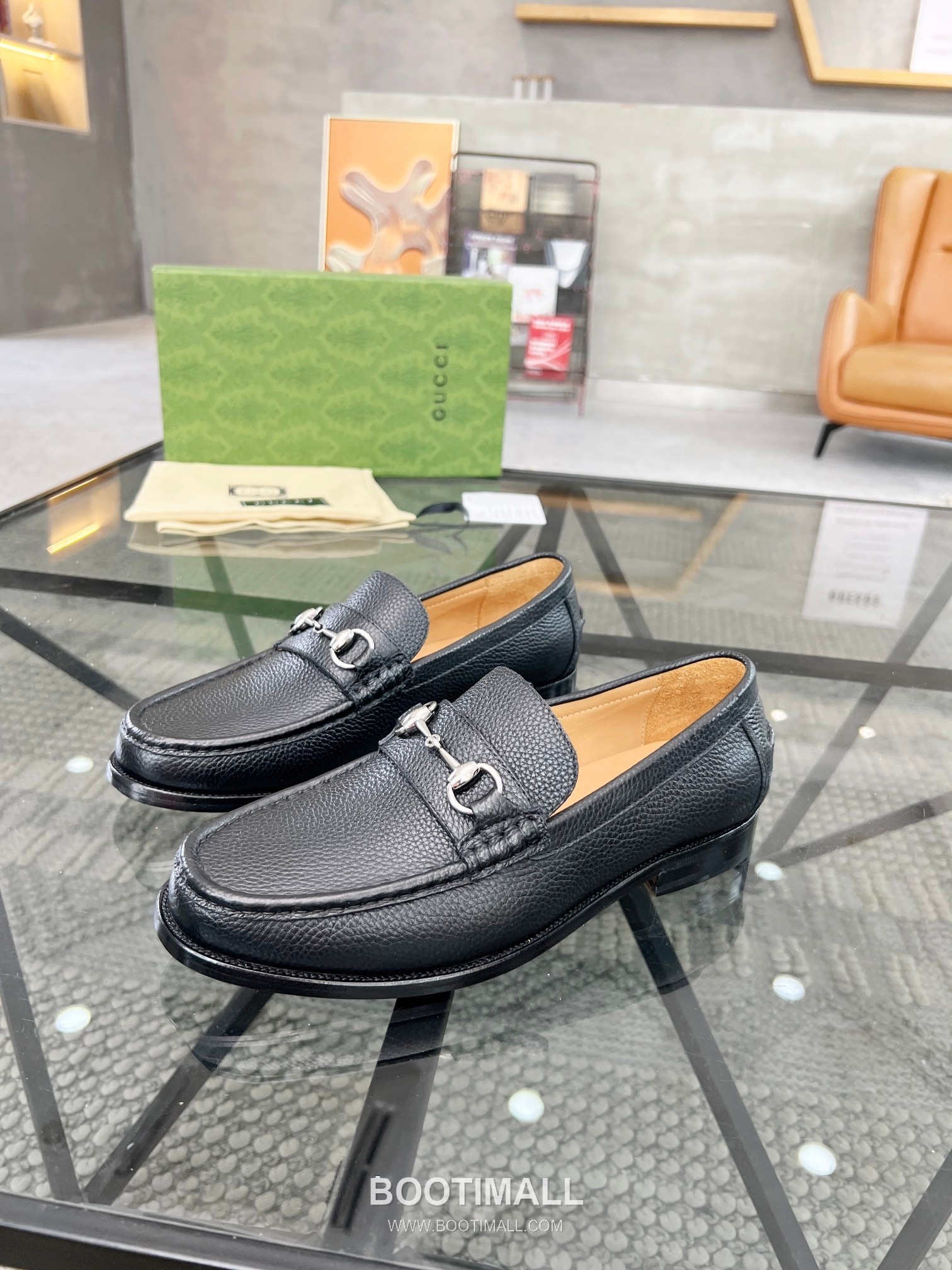 Gucci Italian Calfskin Derby Calfskin Leather Black Dress Shoes 구찌 이탈리안 카프스킨 더비 카프스킨 레더 블랙 드레스 슈즈 1