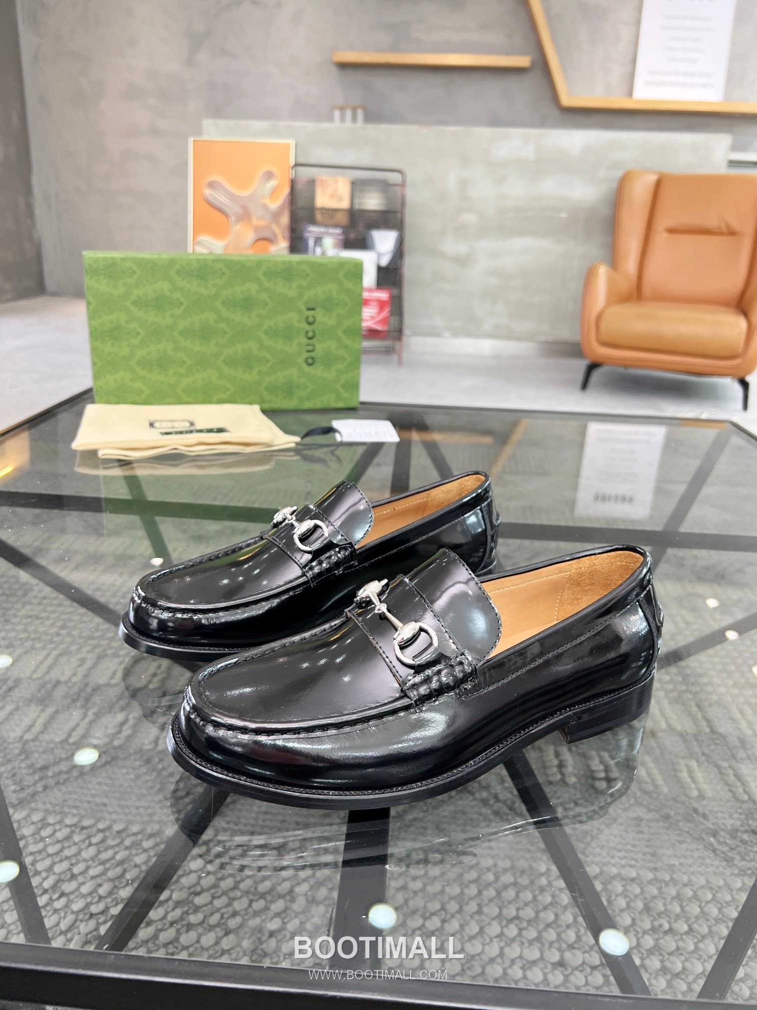 Gucci Italian Calfskin Derby Calfskin Leather Black Dress Shoes 구찌 이탈리안 카프스킨 더비 카프스킨 레더 블랙 드레스 슈즈 1