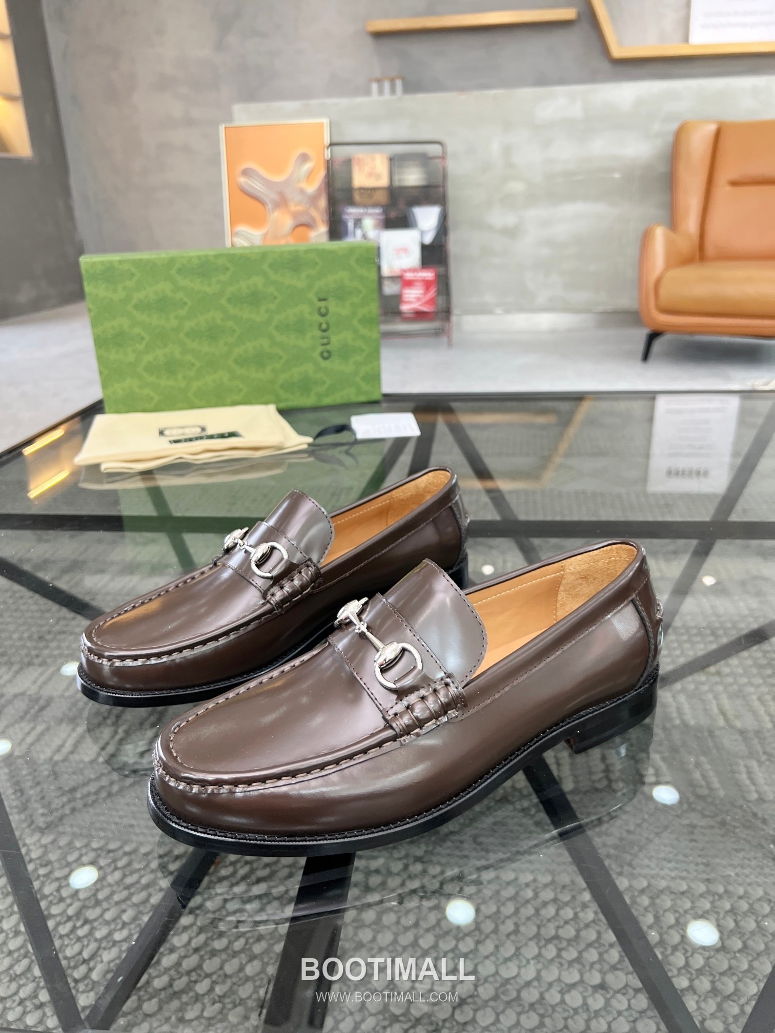 Gucci Italian Calfskin Derby Calfskin Leather Black Dress Shoes 구찌 이탈리안 카프스킨 더비 카프스킨 레더 블랙 드레스 슈즈 1