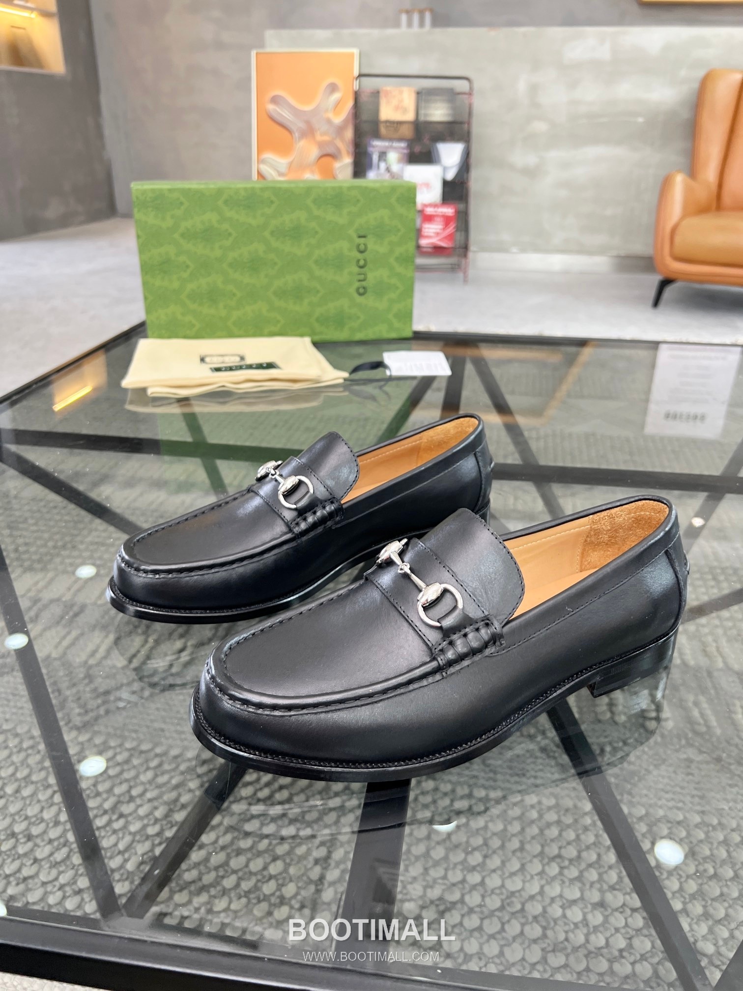Gucci Italian Calfskin Derby Calfskin Leather Black Dress Shoes 구찌 이탈리안 카프스킨 더비 카프스킨 레더 블랙 드레스 슈즈 1