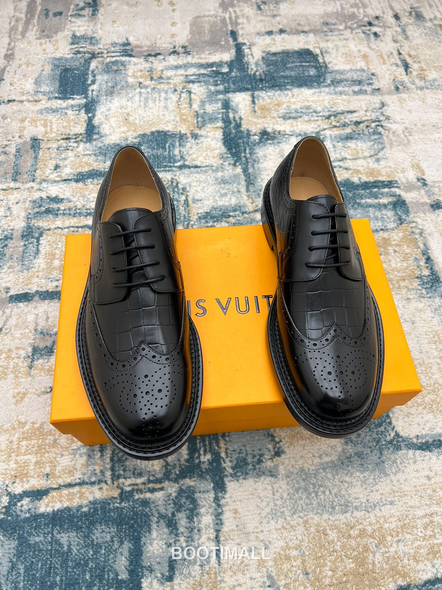 Louis Vuitton Hand-Dyed Calfskin Derby Calfskin Leather Black Dress Shoes 루이비통 핸드다이드 송아지가죽 더비 송아지가죽 블랙 드레스 슈즈 1