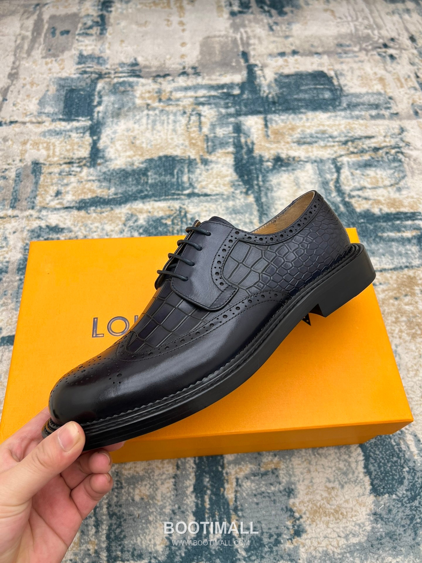 Louis Vuitton Hand-Dyed Calfskin Derby Calfskin Leather Black Dress Shoes 루이비통 핸드다이드 송아지가죽 더비 송아지가죽 블랙 드레스 슈즈 3