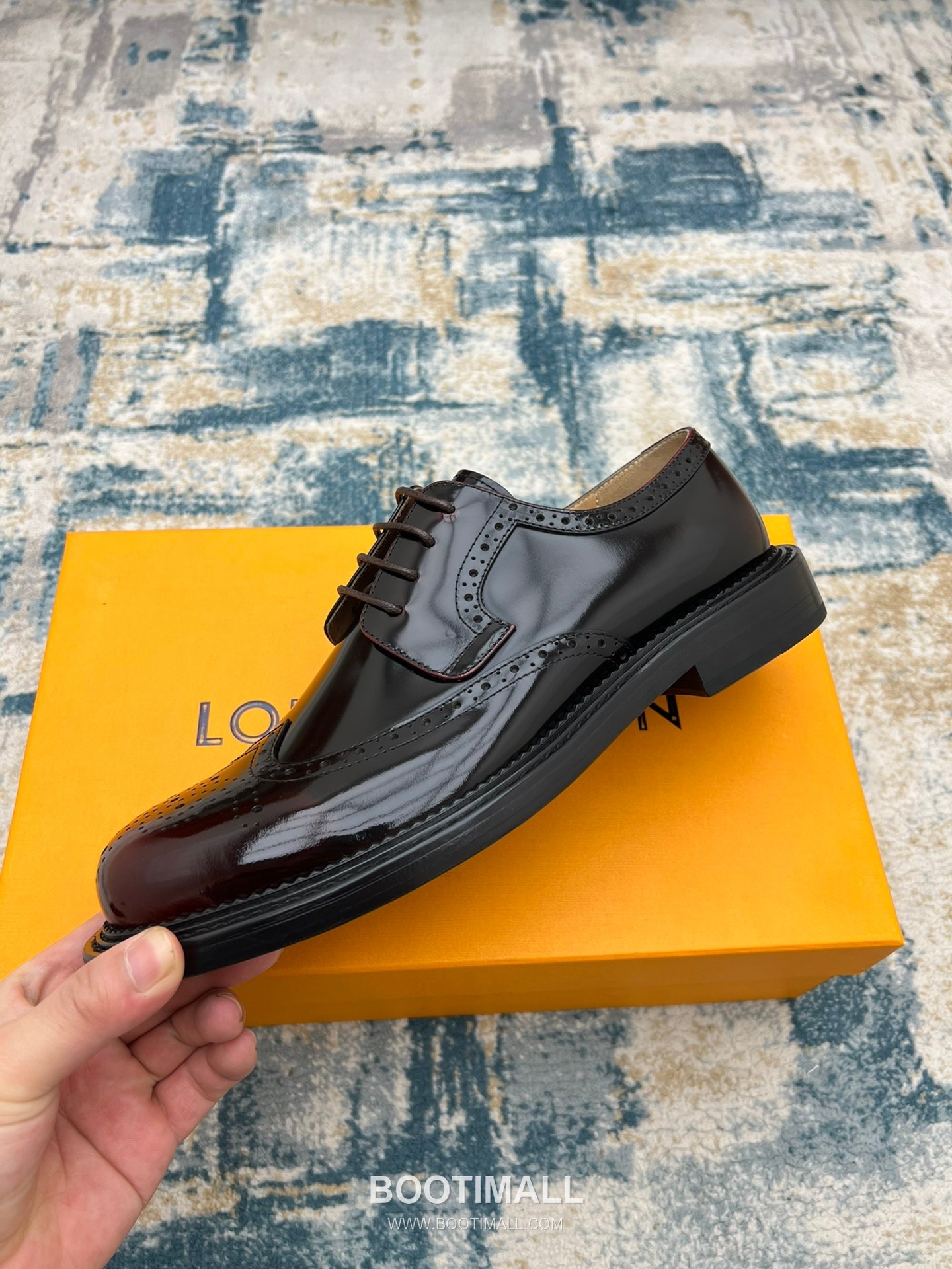 Louis Vuitton Hand-Dyed Calfskin Derby Calfskin Leather Black Dress Shoes 루이비통 핸드다이드 송아지가죽 더비 송아지가죽 블랙 드레스 슈즈 3