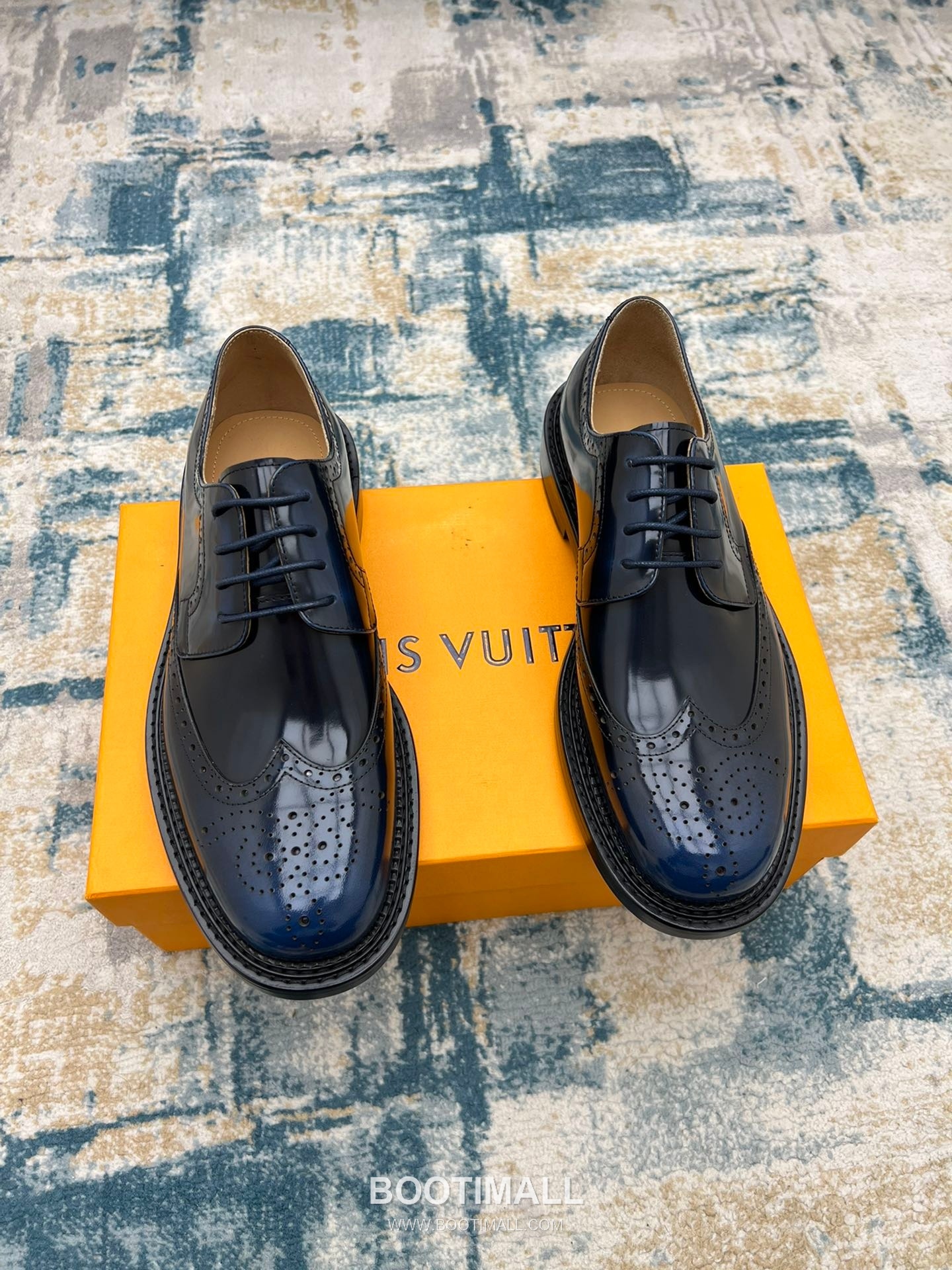 Louis Vuitton Hand-Dyed Calfskin Derby Calfskin Leather Black Dress Shoes 루이비통 핸드다이드 송아지가죽 더비 송아지가죽 블랙 드레스 슈즈 1
