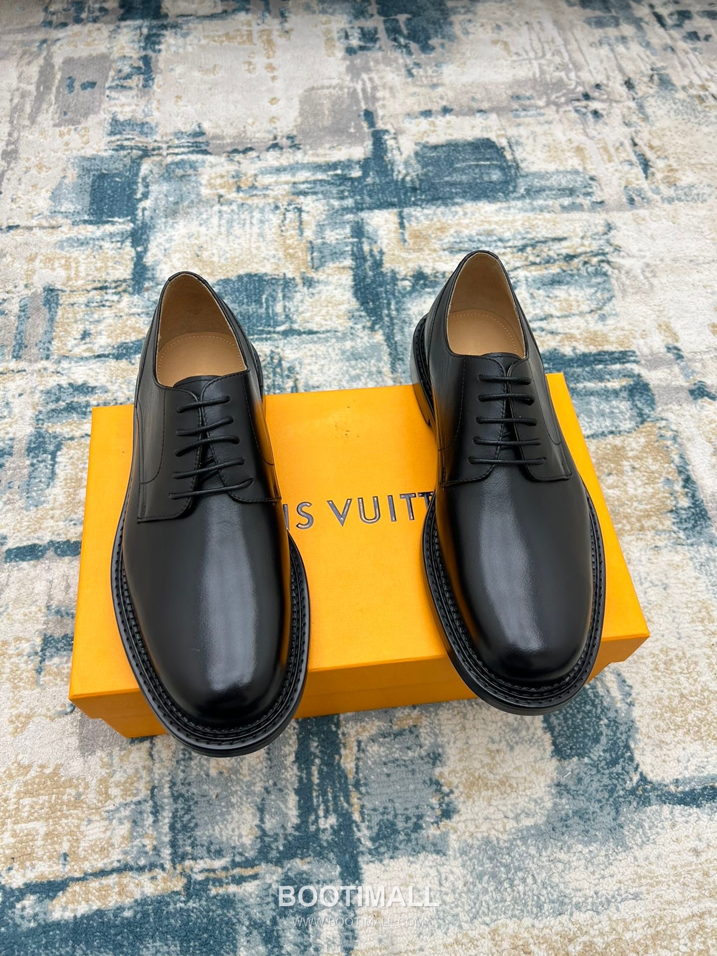 Louis Vuitton Hand-Dyed Calfskin Derby Calfskin Leather Black Dress Shoes 루이비통 핸드다이드 송아지가죽 더비 송아지가죽 블랙 드레스 슈즈 1