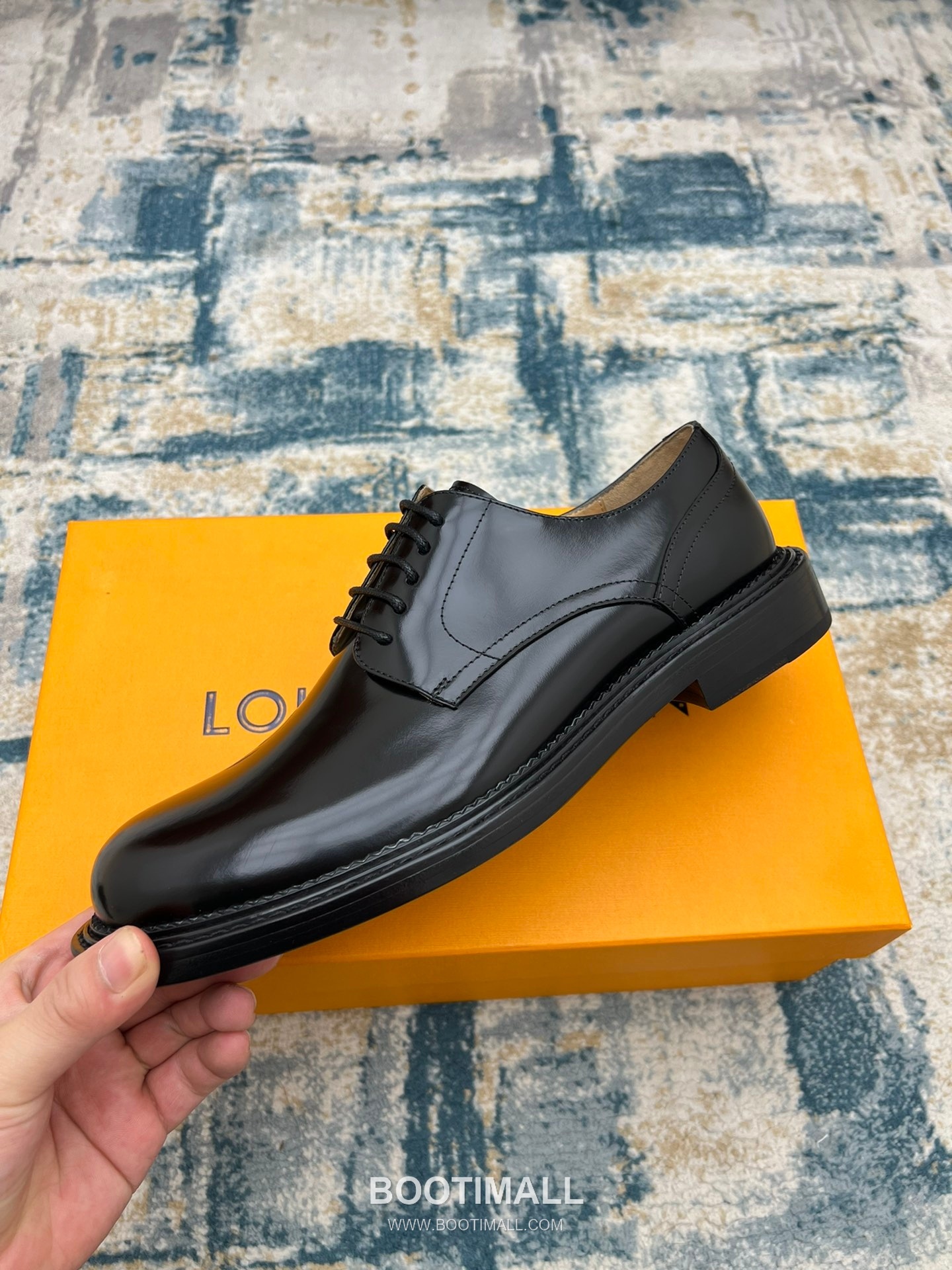 Louis Vuitton Hand-Dyed Calfskin Derby Calfskin Leather Black Dress Shoes 루이비통 핸드다이드 송아지가죽 더비 송아지가죽 블랙 드레스 슈즈 3