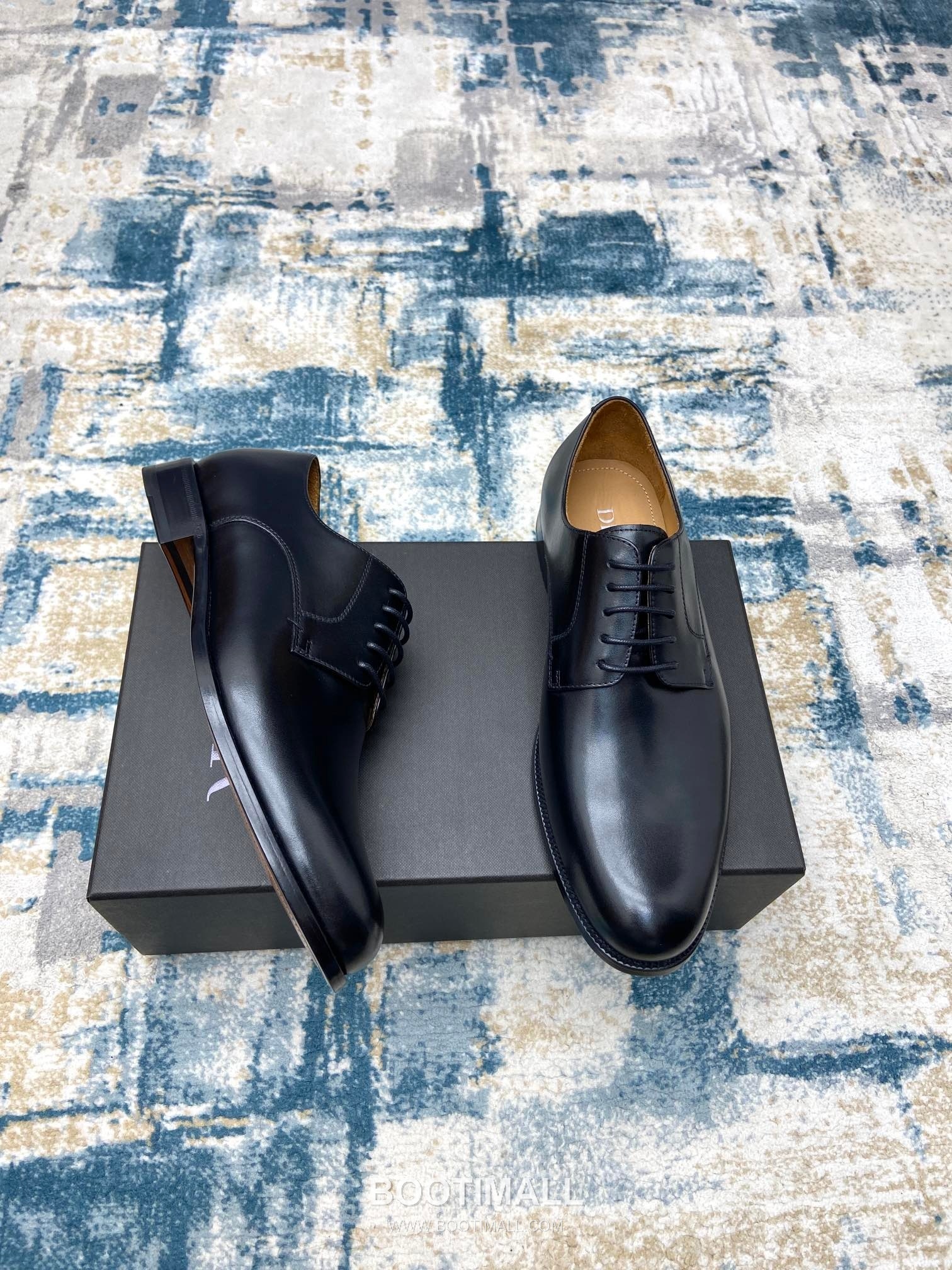 Dior Calfskin Buckle Dress Shoe Calfskin Leather Dress Shoes 디올 송아지가죽 버클 드레스 슈즈 송아지가죽 2