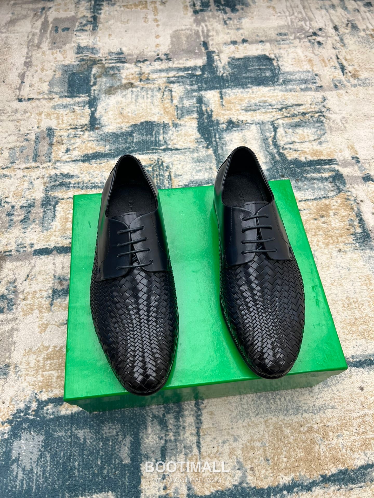 Bottega Veneta Intrecciato Calfskin Derby Calfskin Leather Black Dress Shoes 보테가 베네타 인트레치아토 송아지가죽 더비 송아지가죽 블랙 드레스 슈즈 1